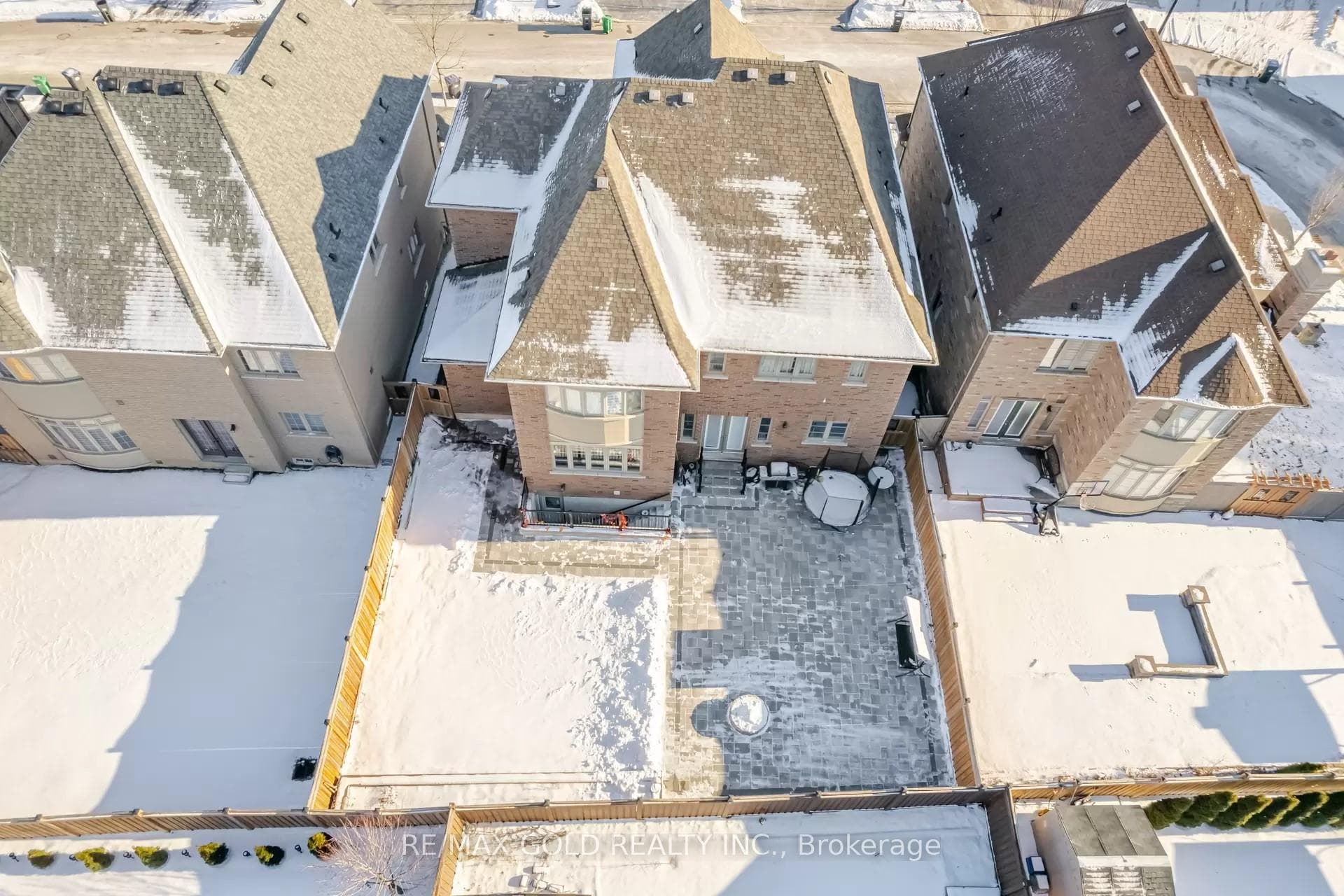 9 Bedouin Crescent photo 33