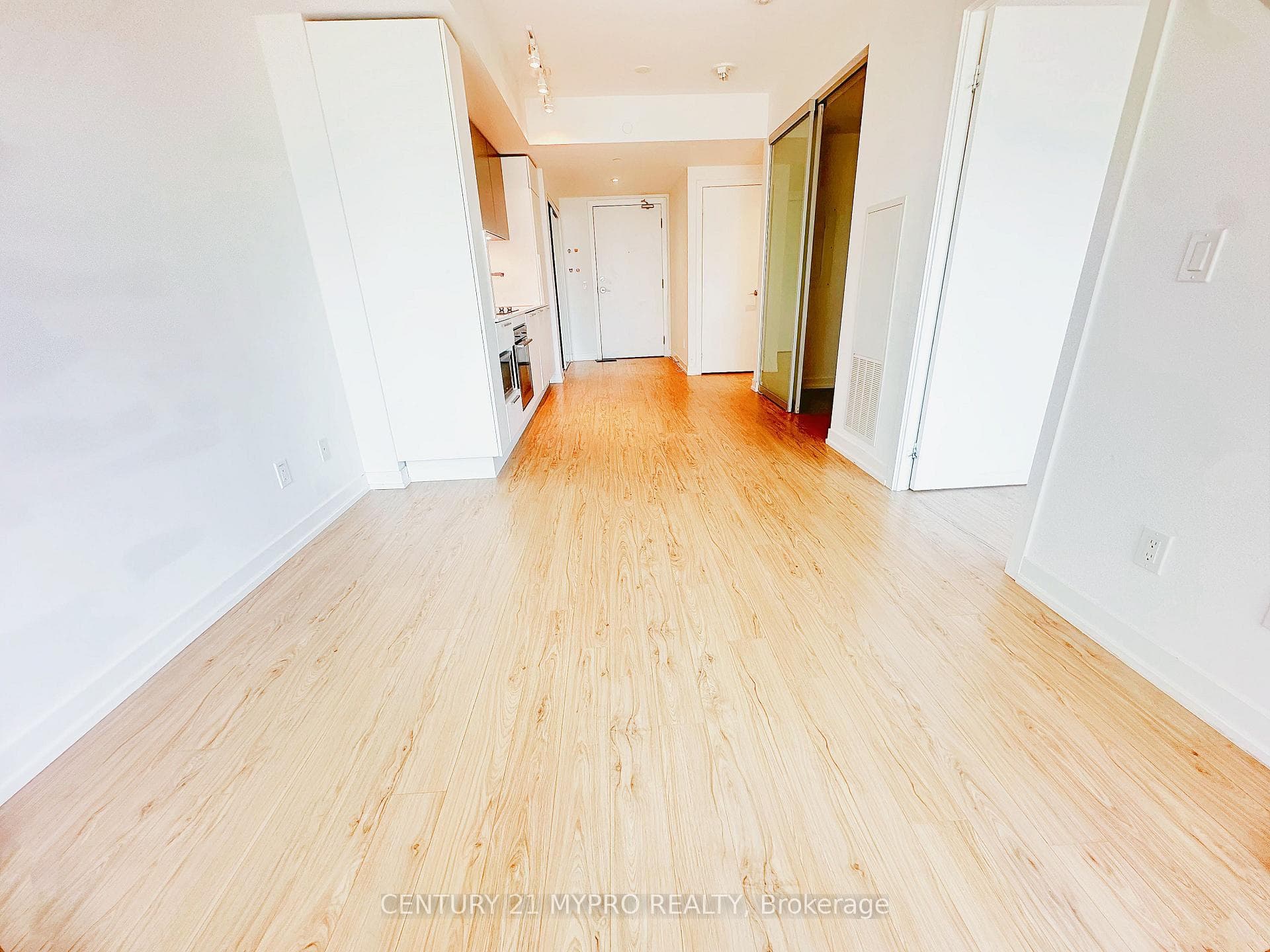 85 Wood Street Unit 1501 photo 7