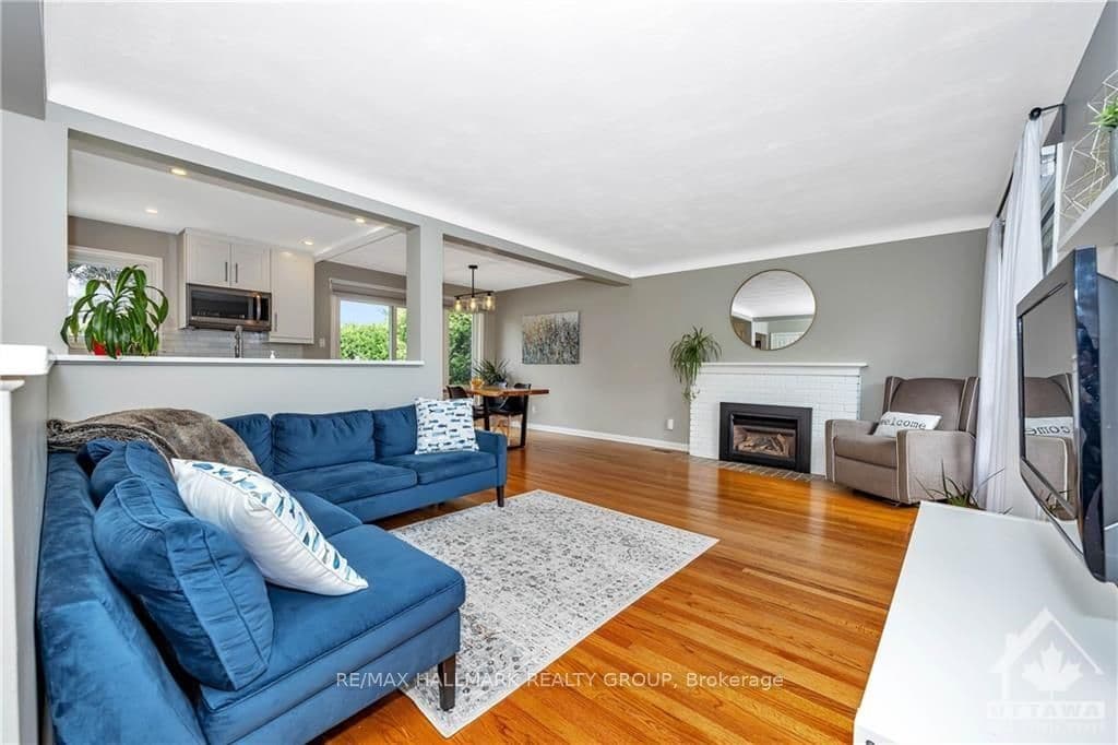 1142 SHERMAN Drive photo 4