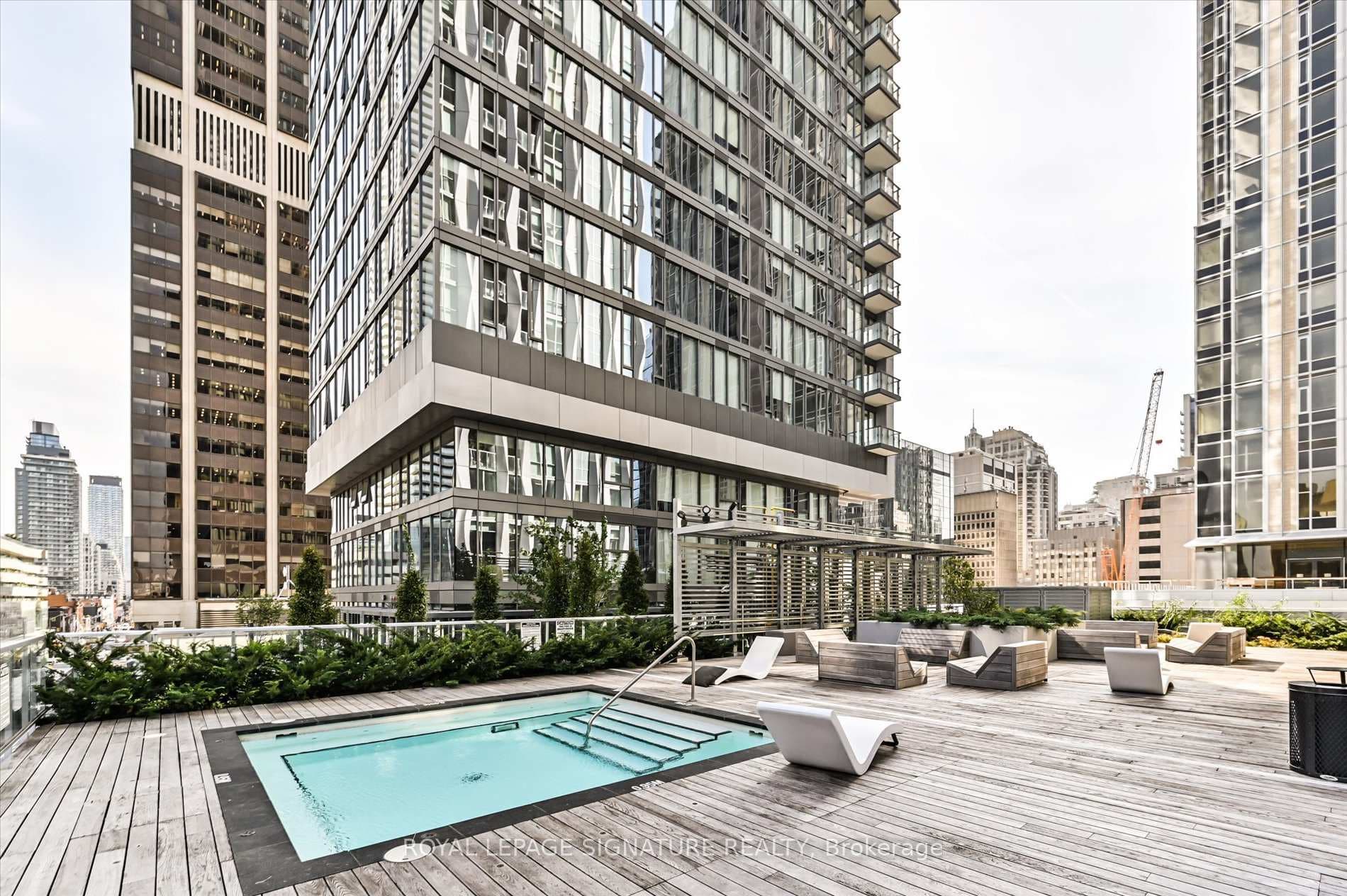 1 Yorkville Avenue Unit 4309 photo 19