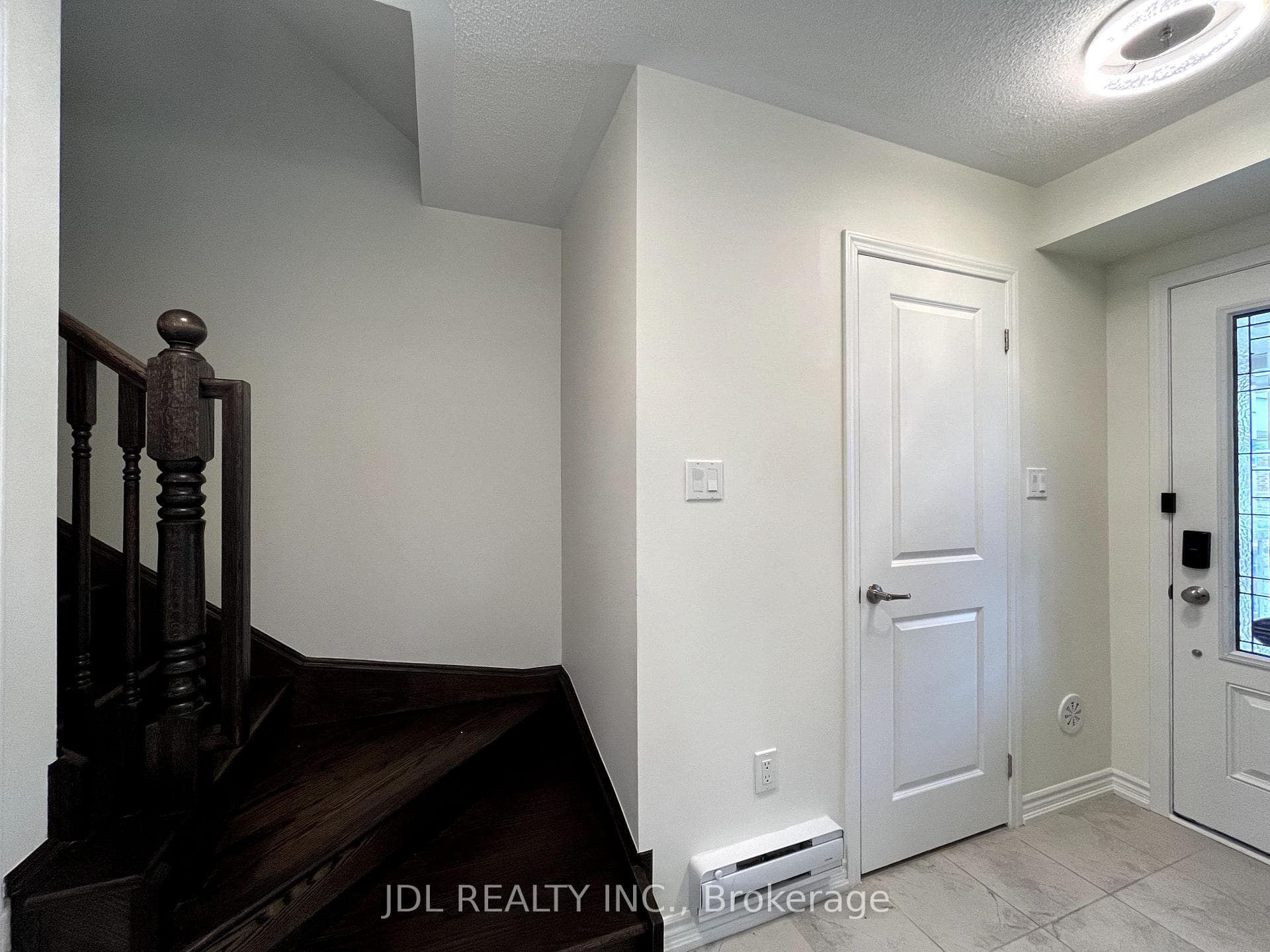 118 Christopher Road photo 5