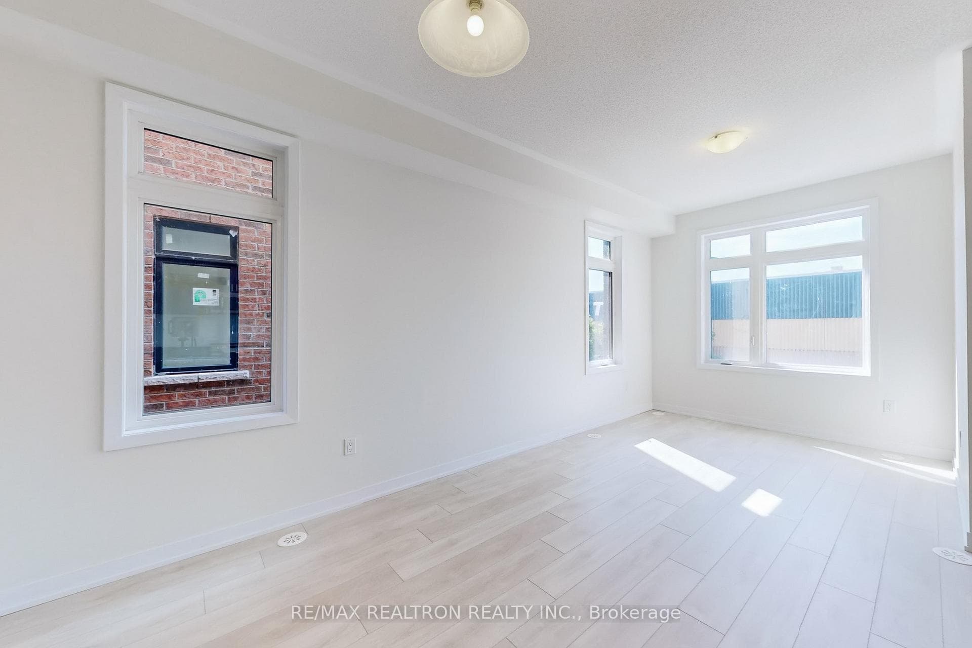 1865 Pickering Parkway Unit 602 photo 11