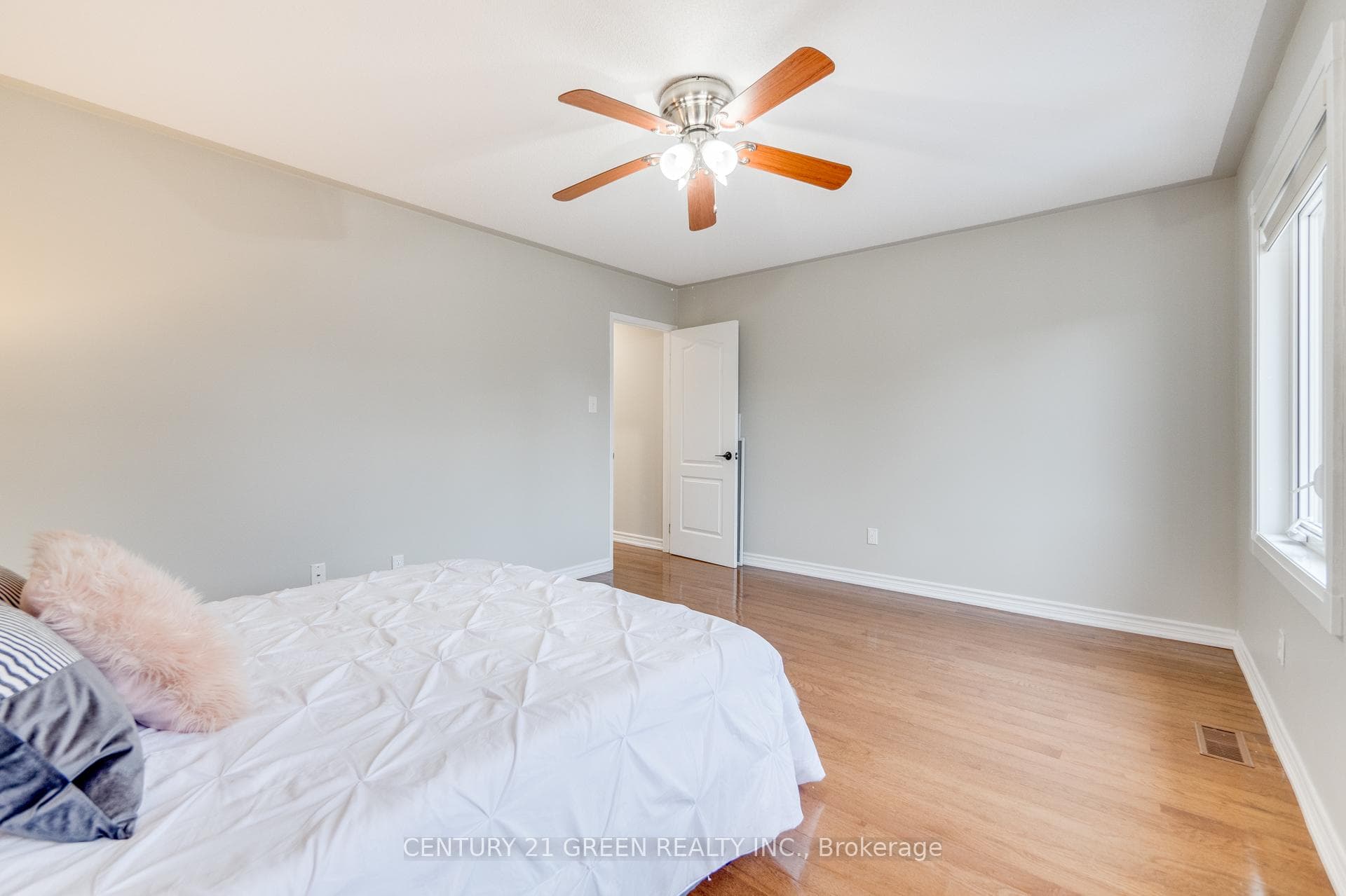 1292 Sherwood Mills Boulevard Unit 132 photo 22