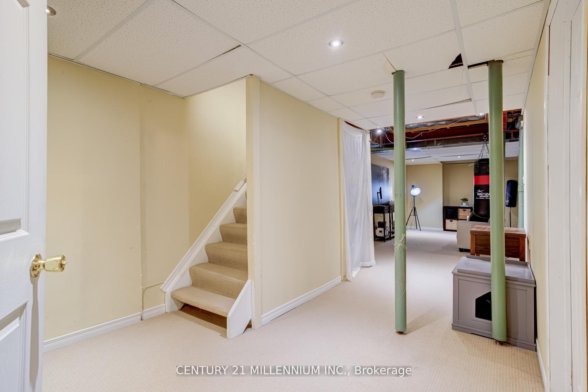 327 Perry Road photo 33