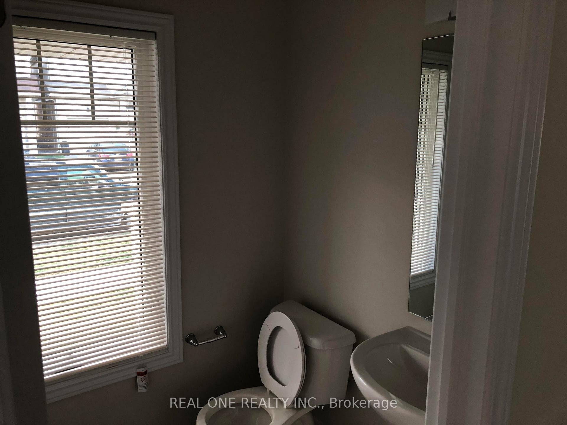 7704 Dockweed Drive photo 5