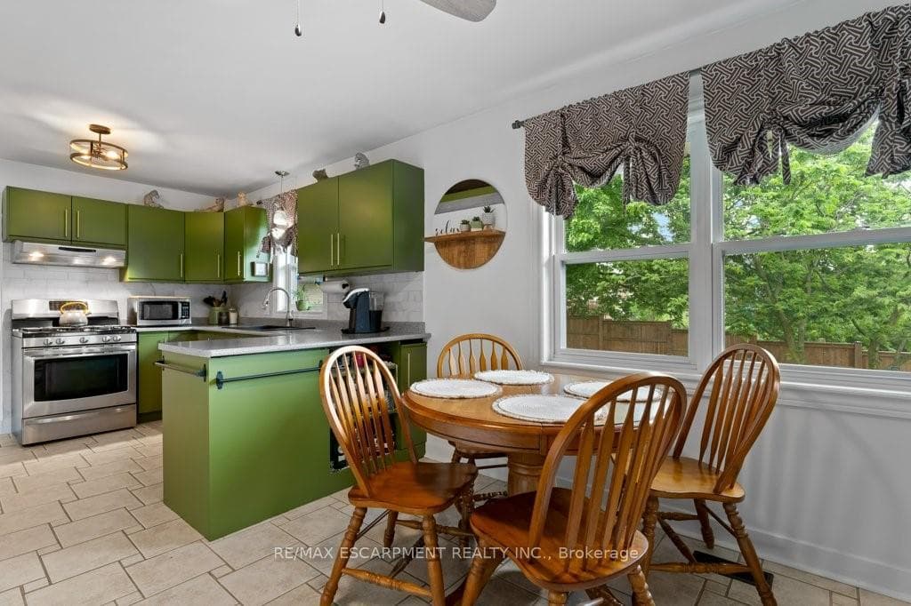 4002 HIXON Street photo 15