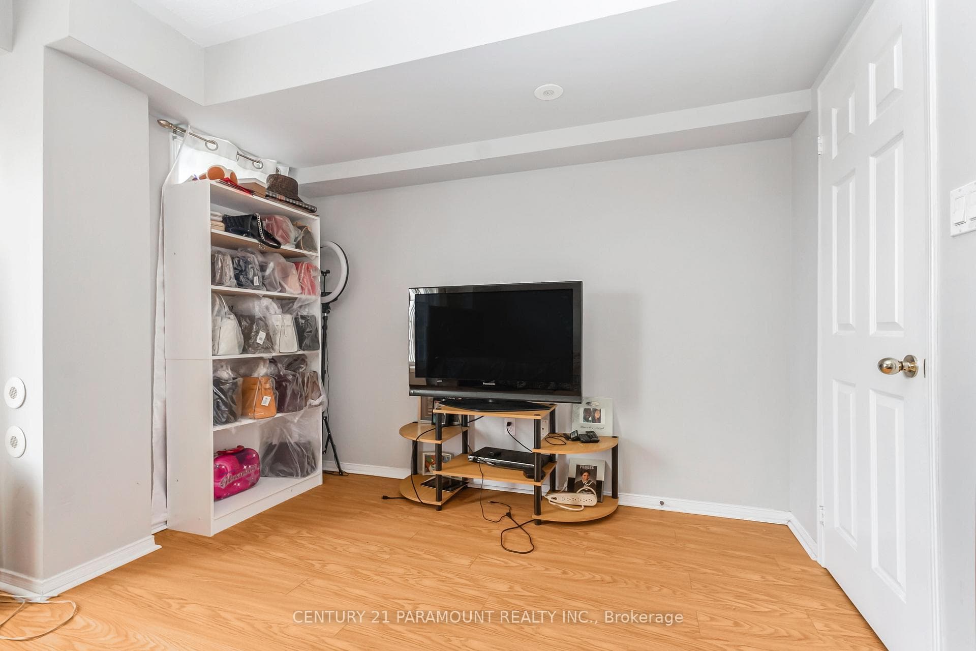 200 Mclevin Avenue Unit 10 photo 23