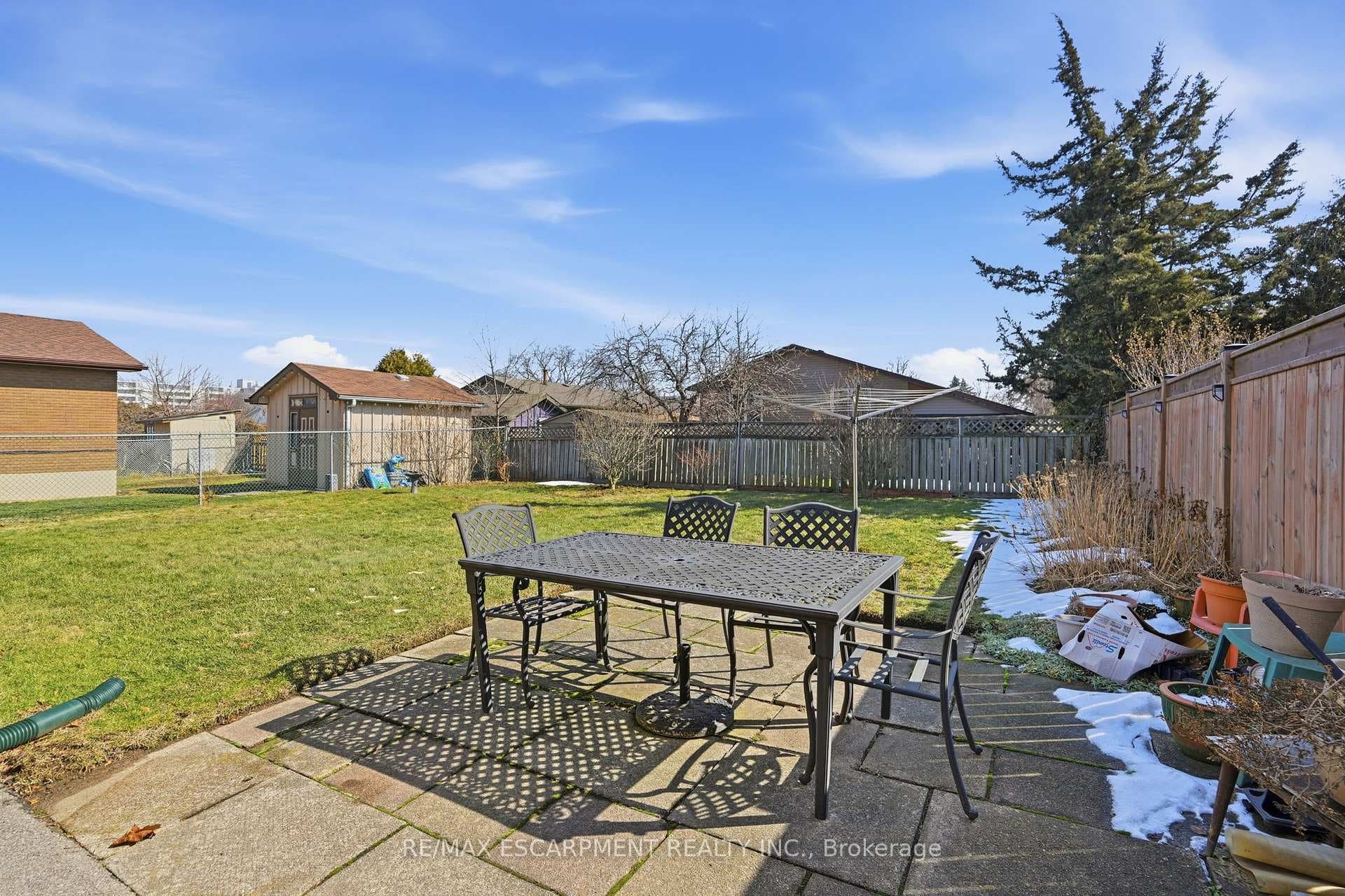 55 Champlain Avenue photo 39