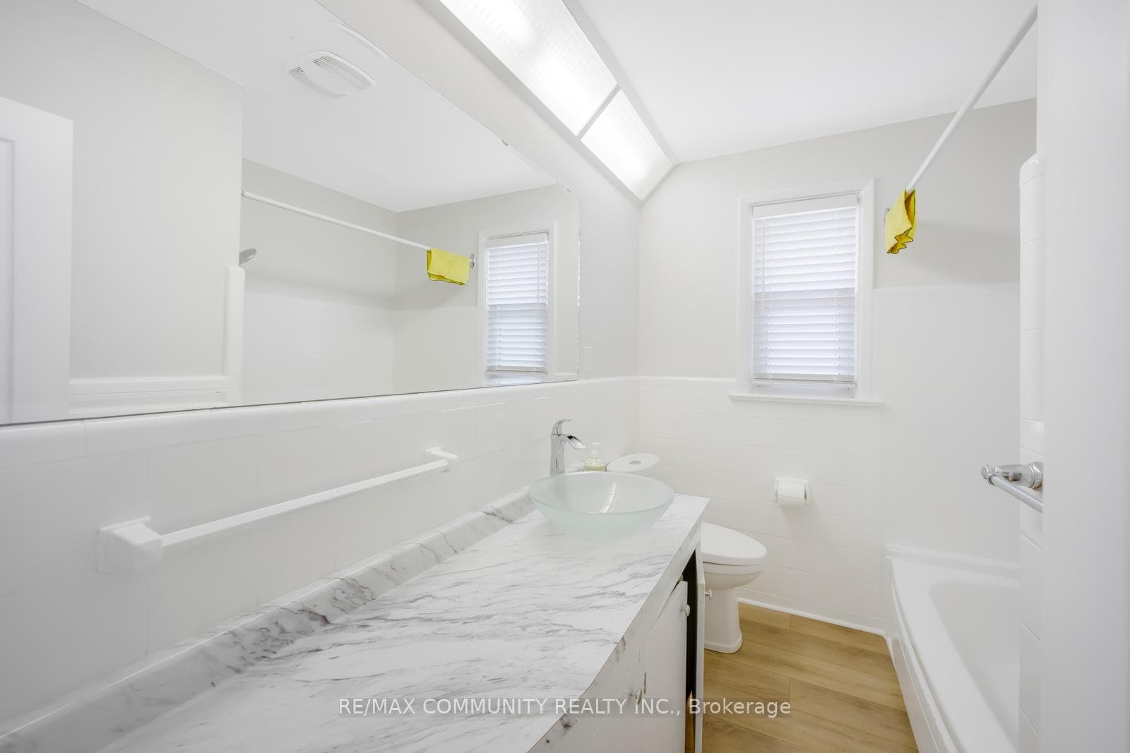 28 Benhur Crescent Unit Upper photo 18