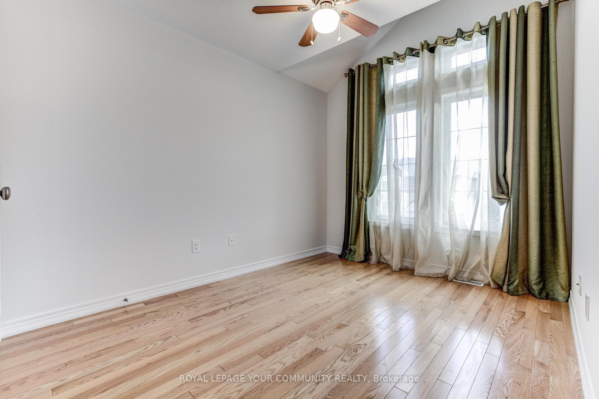 26 Yarden Drive photo 22
