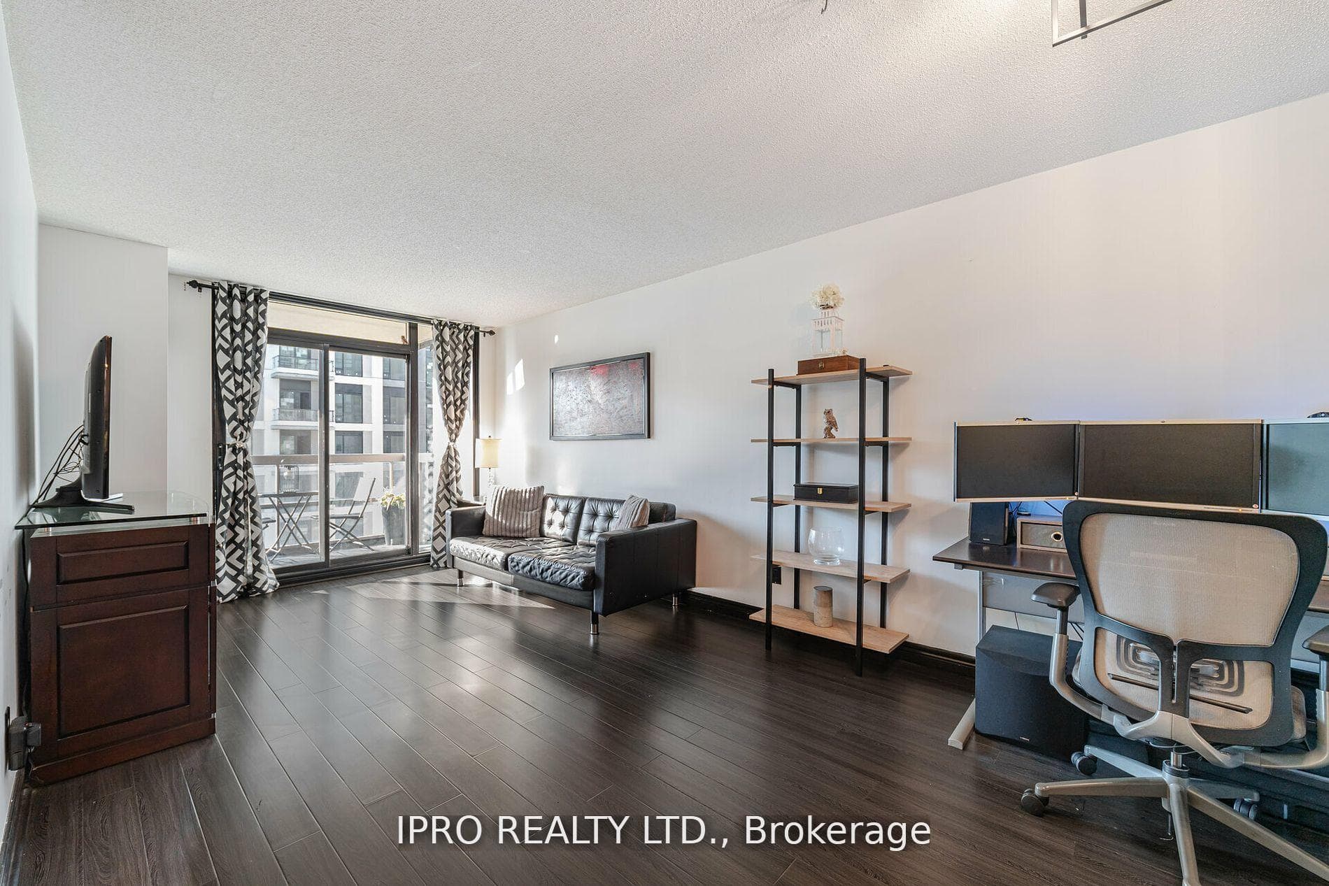 156 Enfield Place Unit 2212 photo 12