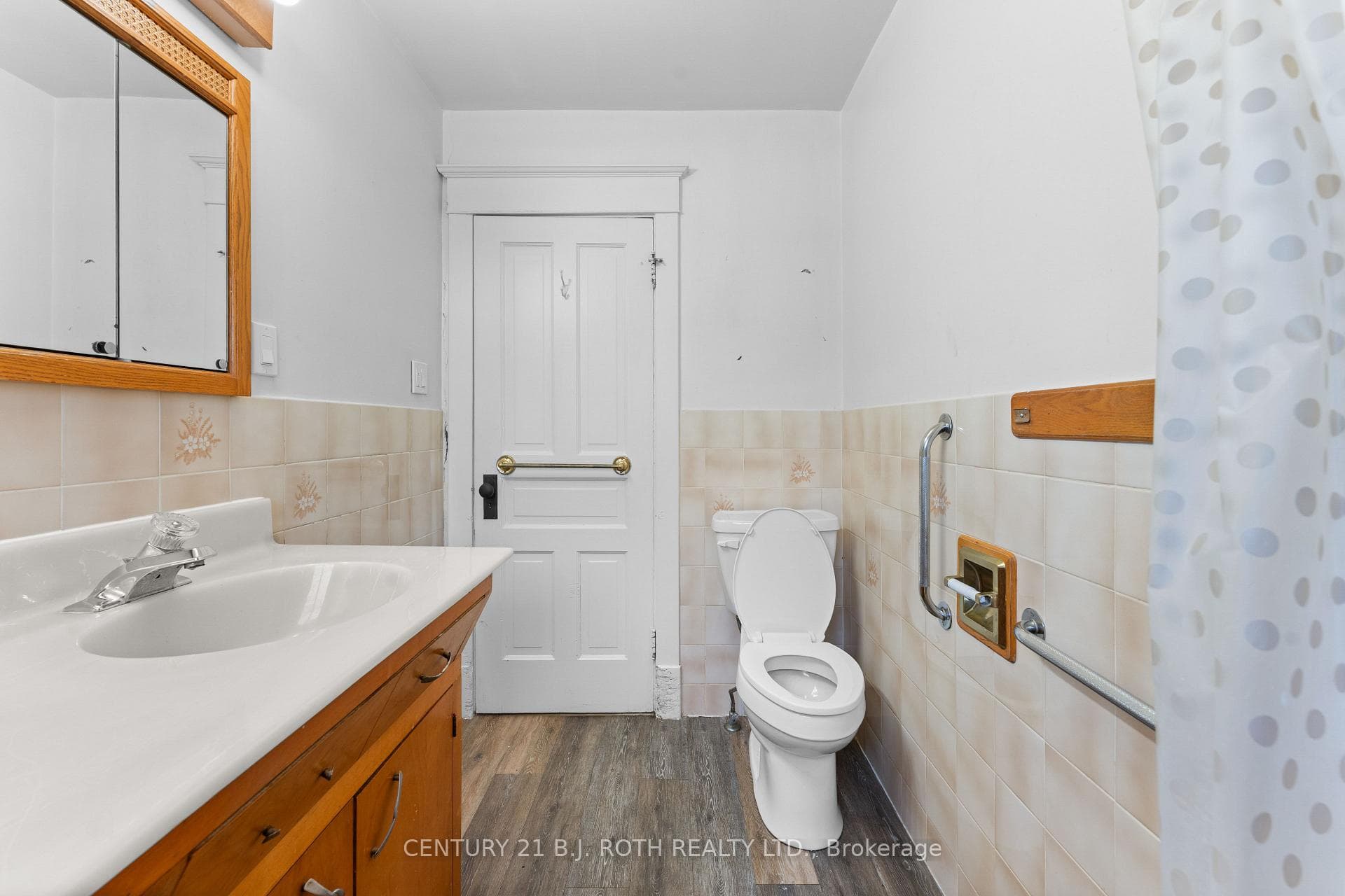 414 ELIZABETH Street photo 13