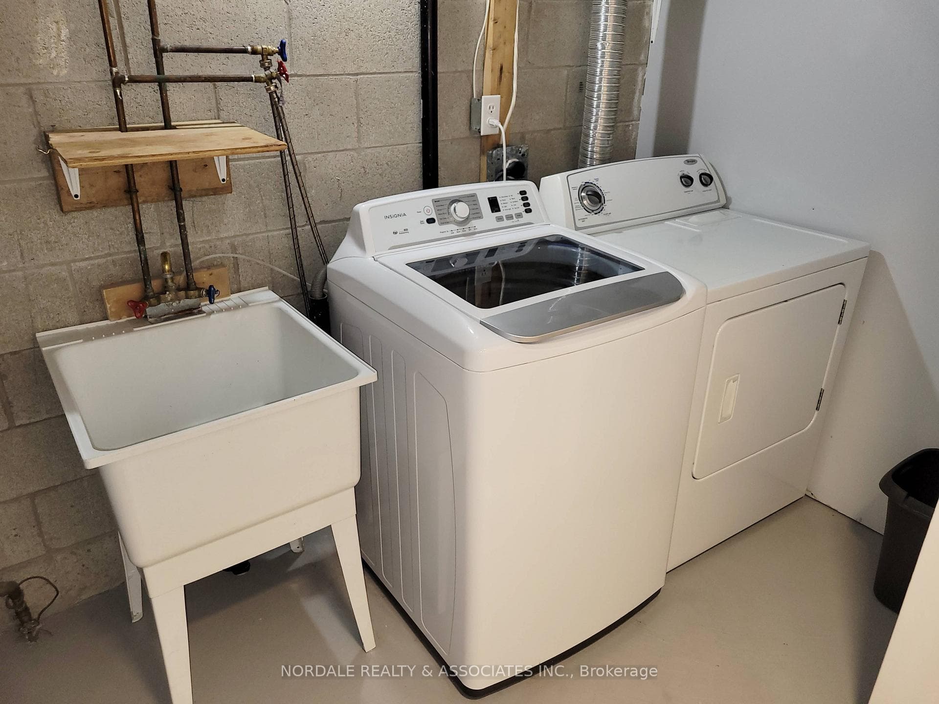 20 D'AMATO Crescent photo 11
