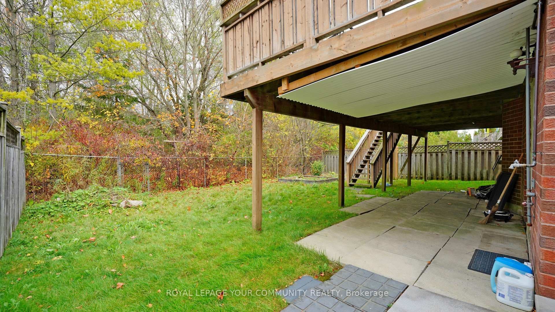 100 Delayne Drive photo 39