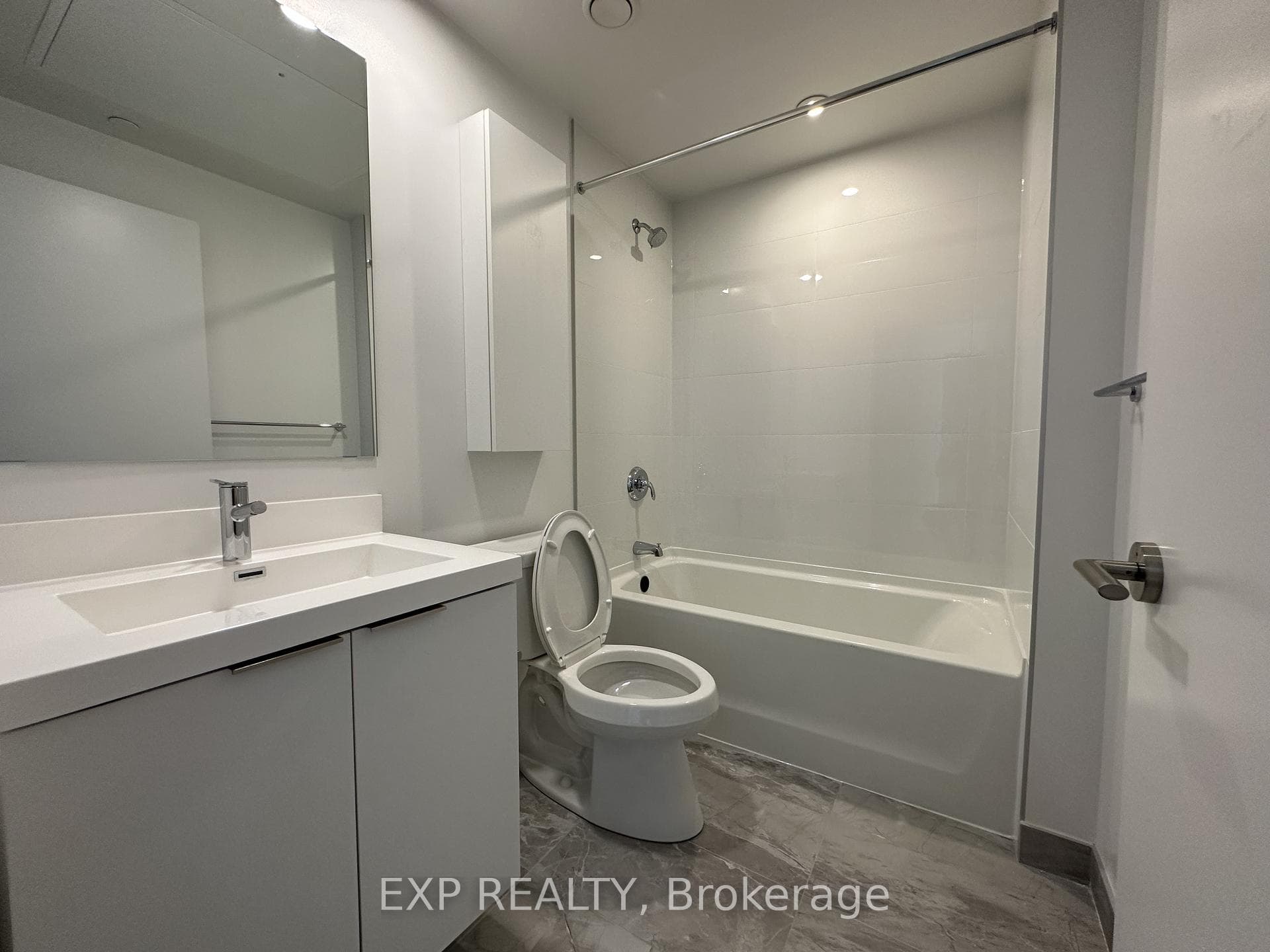 50 O'Neill Road Unit 507 photo 9