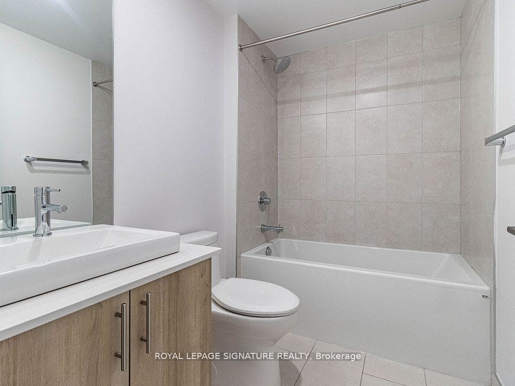 1195 The Queensway Avenue Unit 703 photo 23