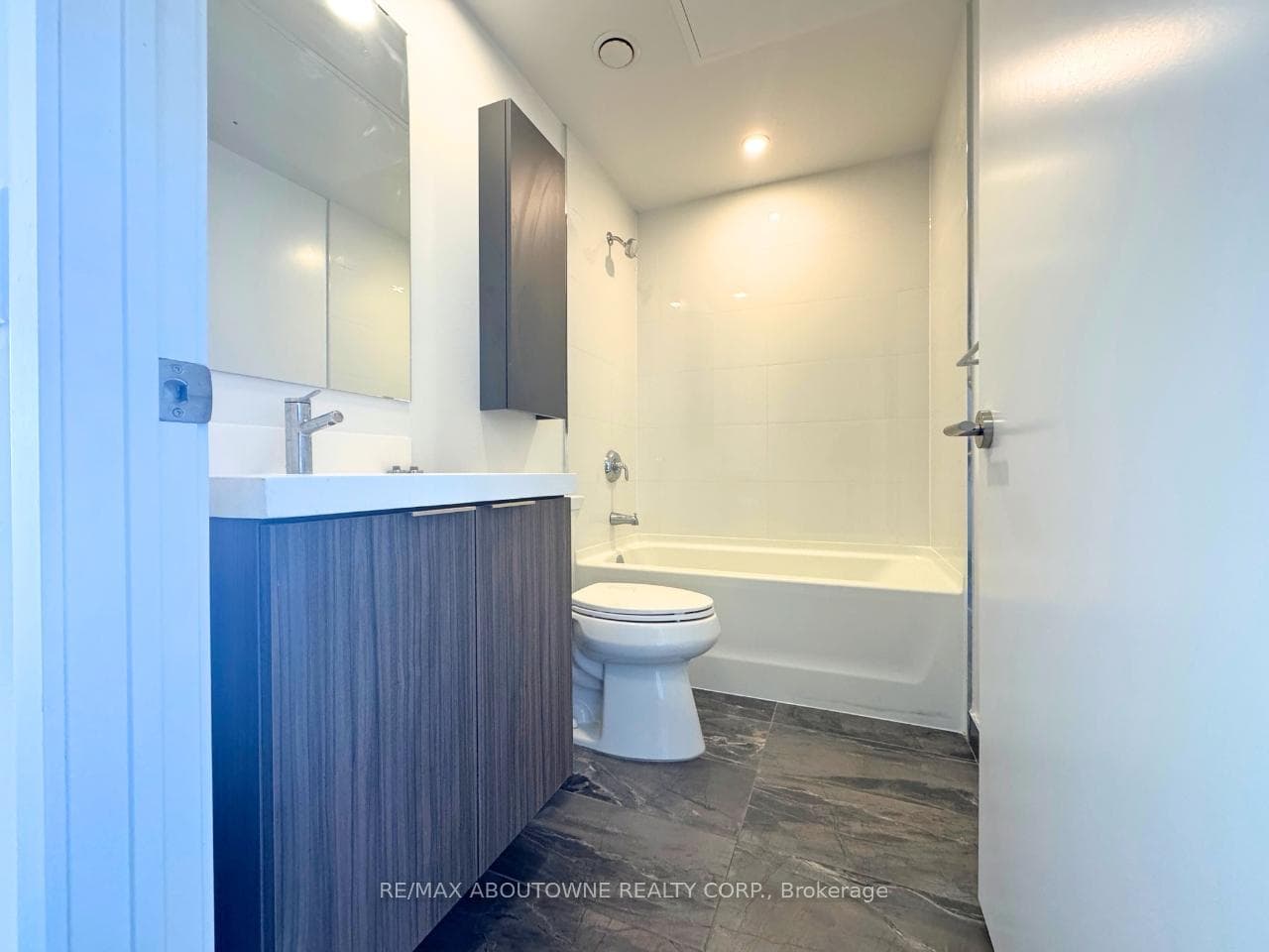 50 Oneill Road Unit 908 photo 16