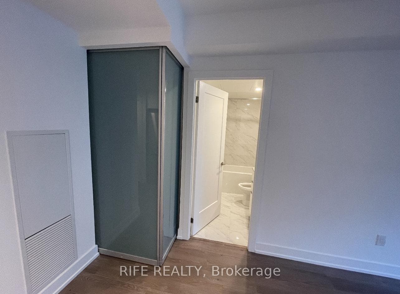 9 Clegg Road Unit 703 photo 5