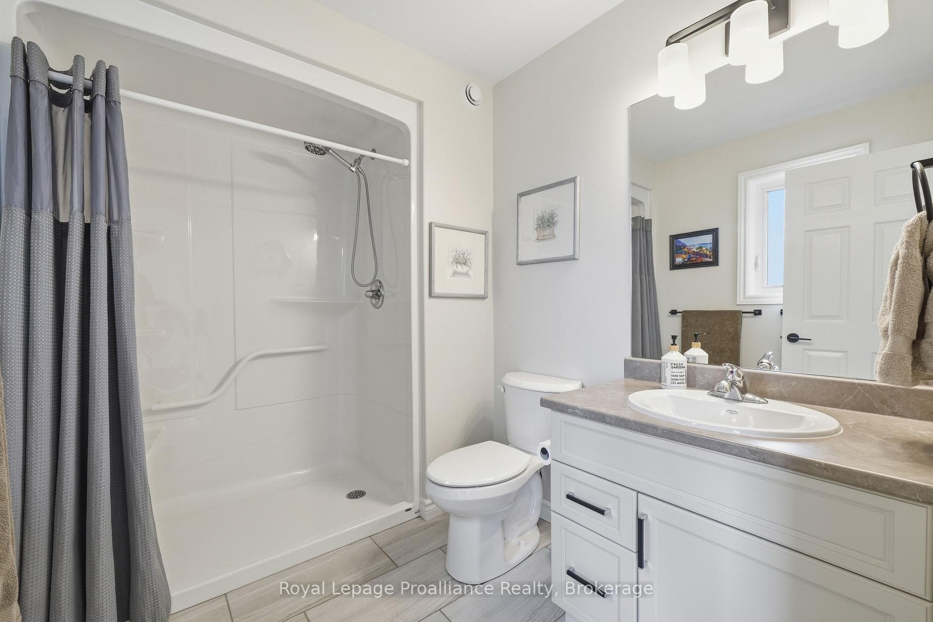 24 Riverstone Way photo 27