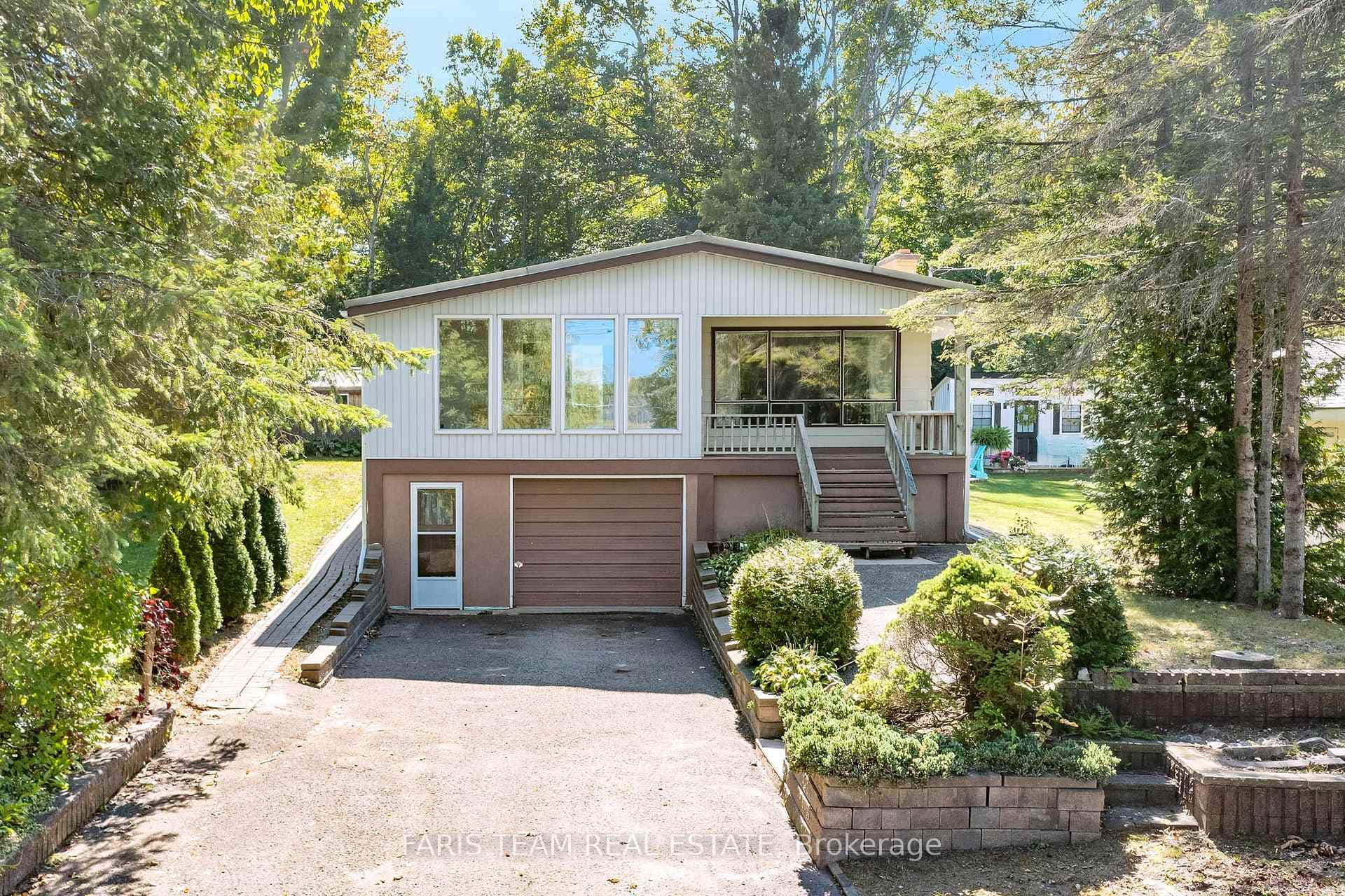 141 Mitchell's Beach Road photo 1