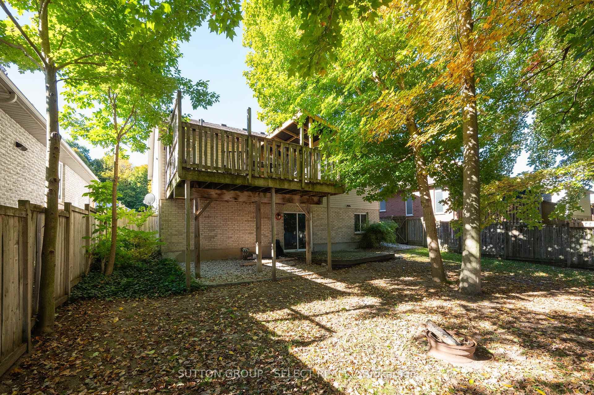 115 BRIDLE Path photo 24
