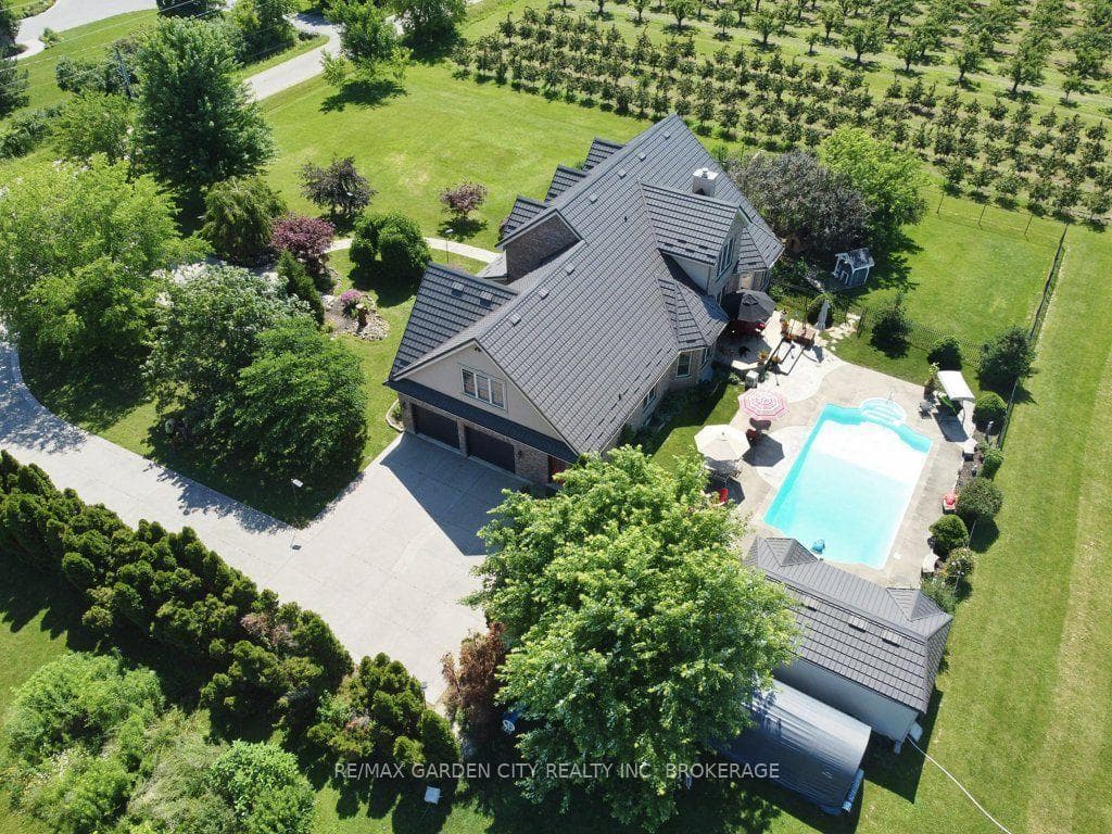 3297 Tallman Drive photo 10
