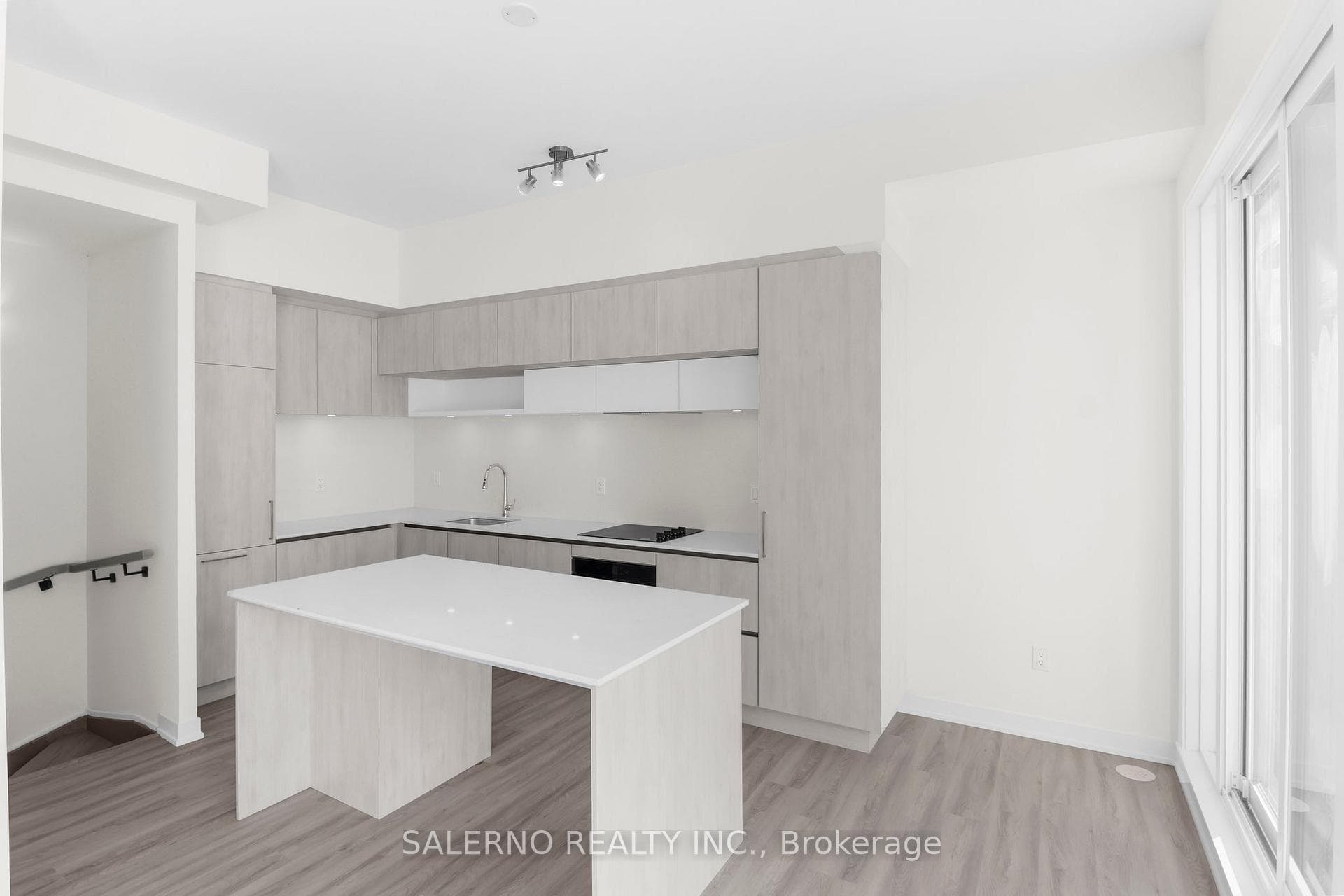 8 David Eyer Road Unit 1214 photo 8