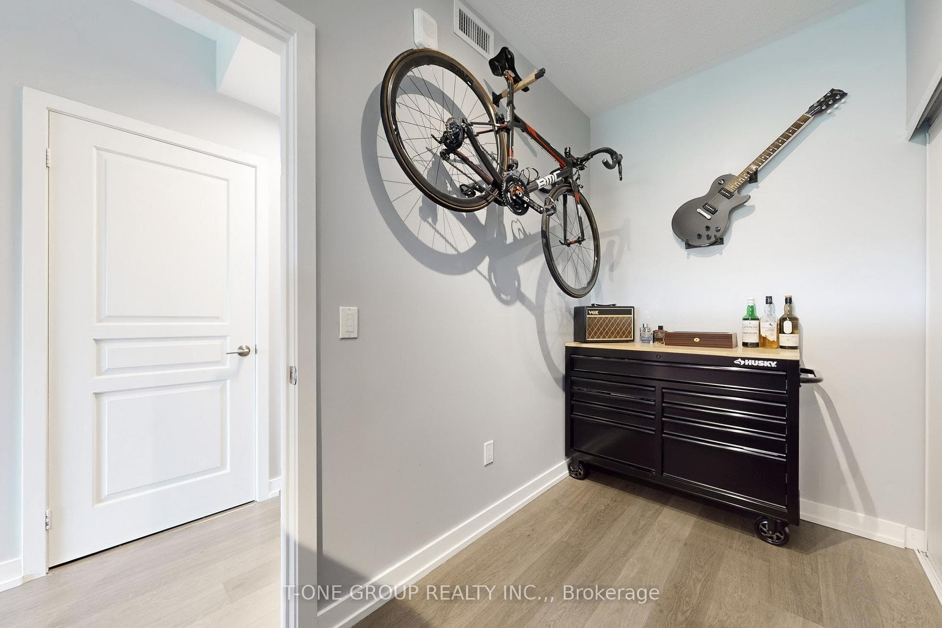 555 William Graham Drive Unit 315 photo 16