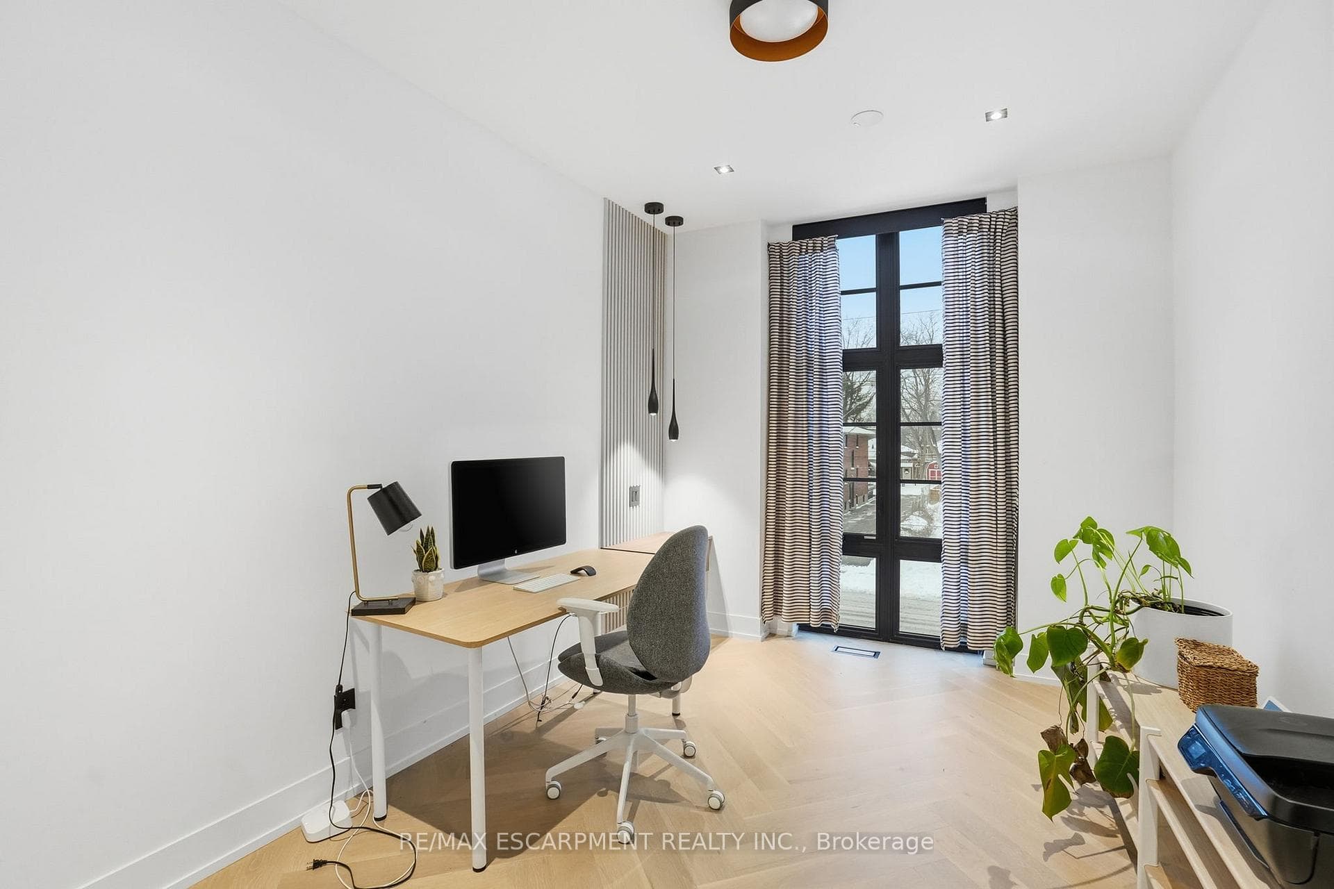 20B Broadview Avenue photo 28