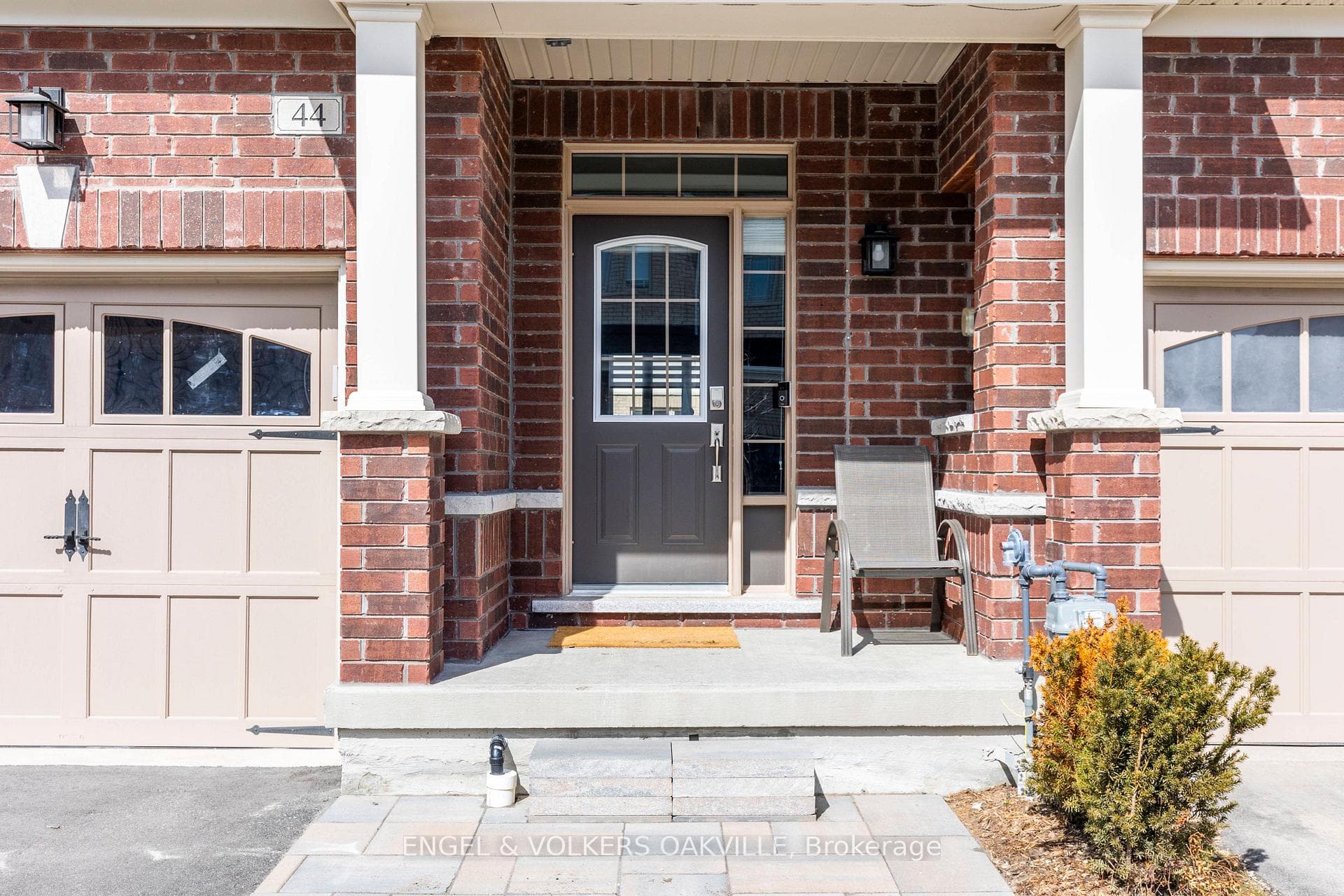 44 Clifford Crescent photo 4