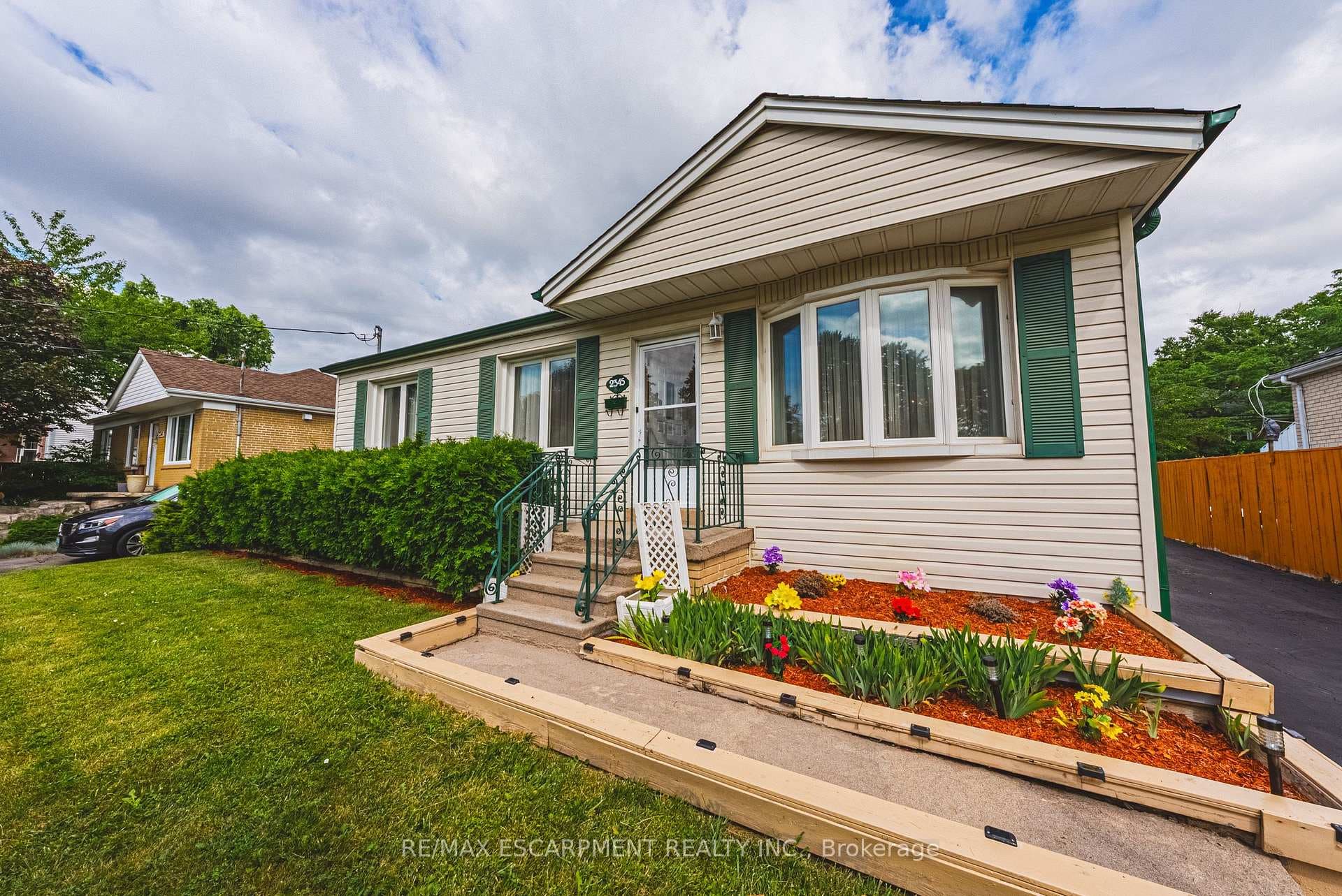 2345 Gibbon Street photo 2
