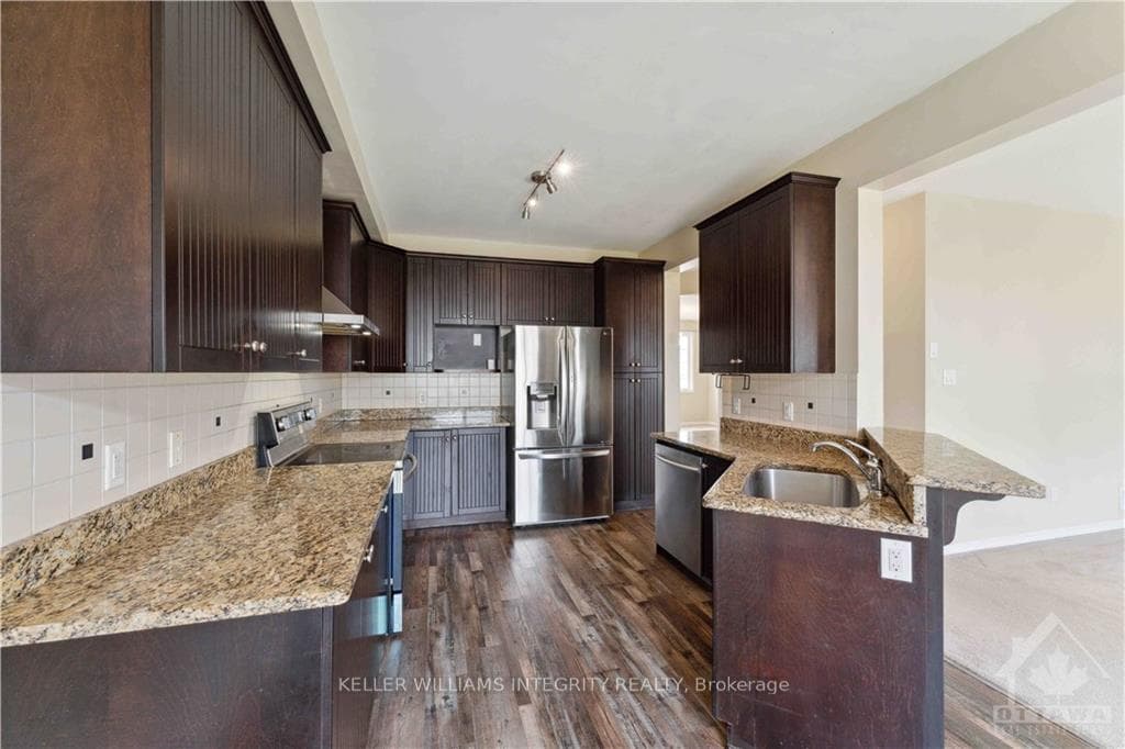 215 HUNTSVILLE Drive photo 11