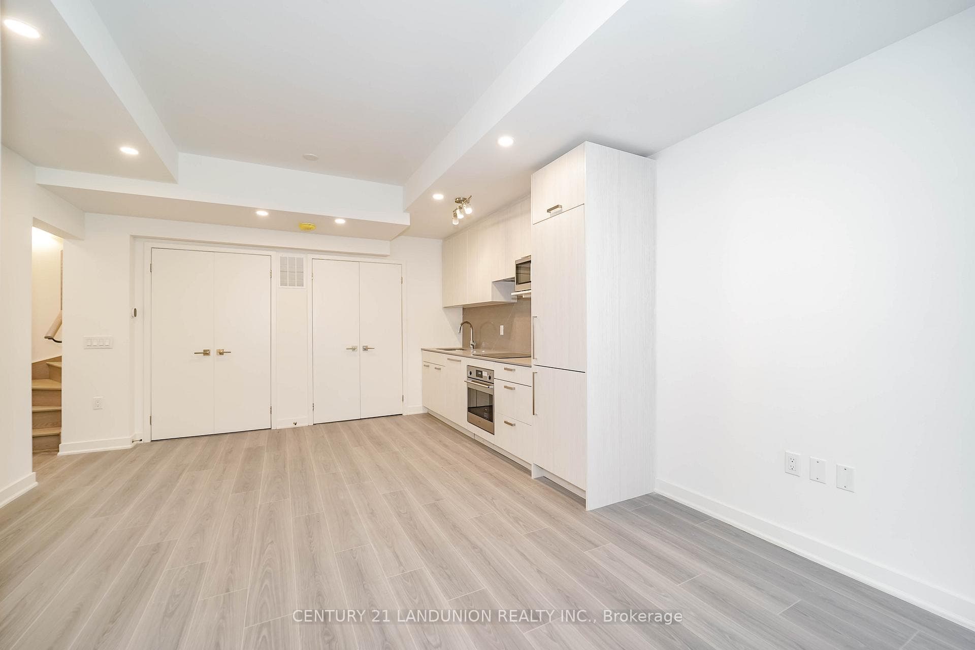 69 Curlew Drive Unit #122 photo 9