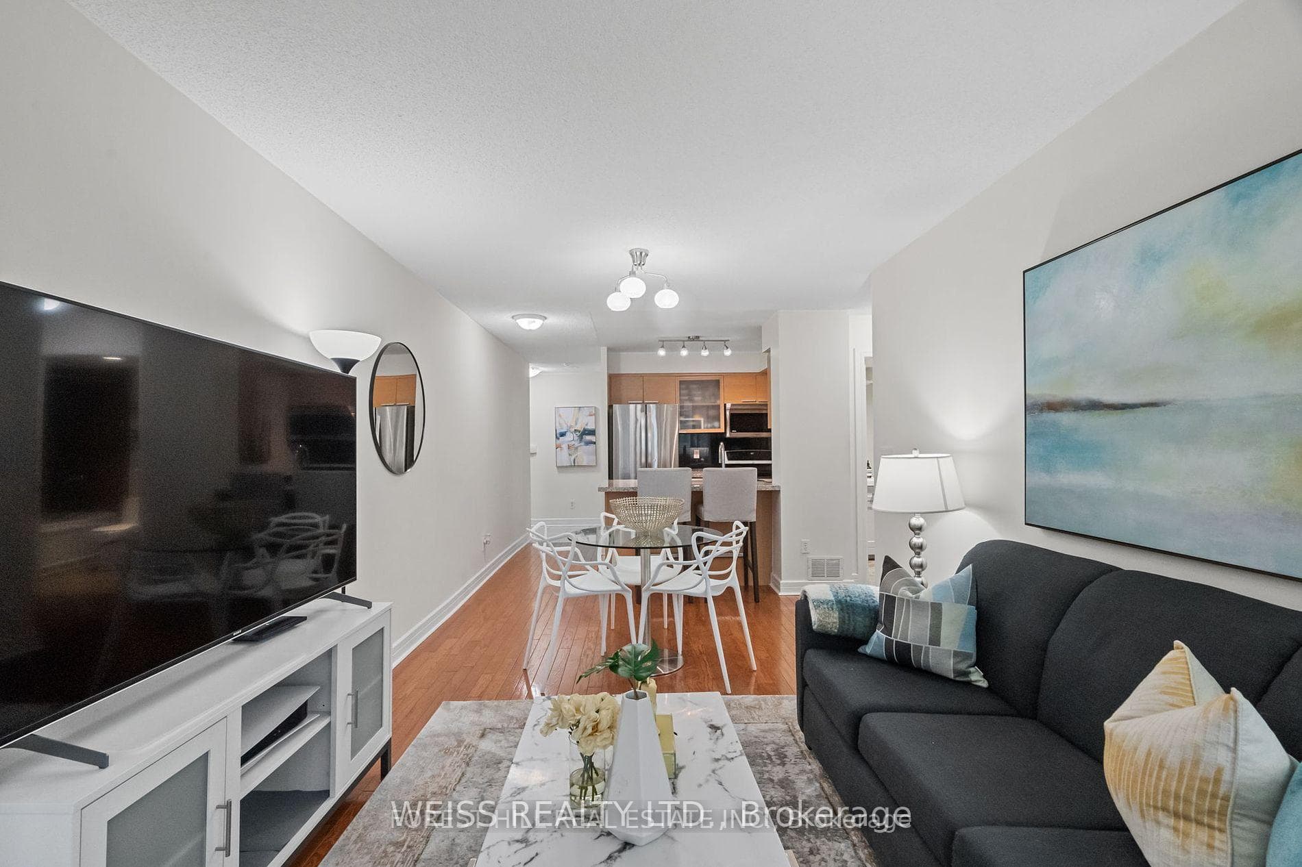 Combined Dining and Living Spaces
