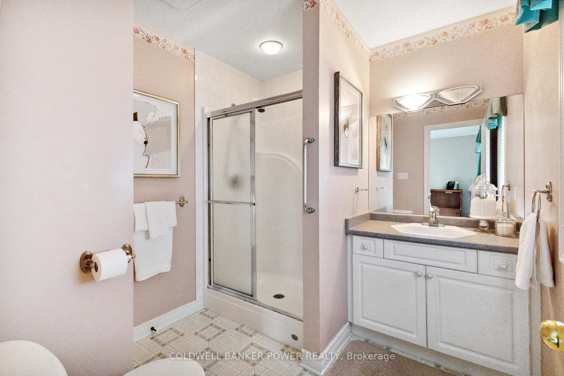 1755 Louise Boulevard Unit 29 photo 21