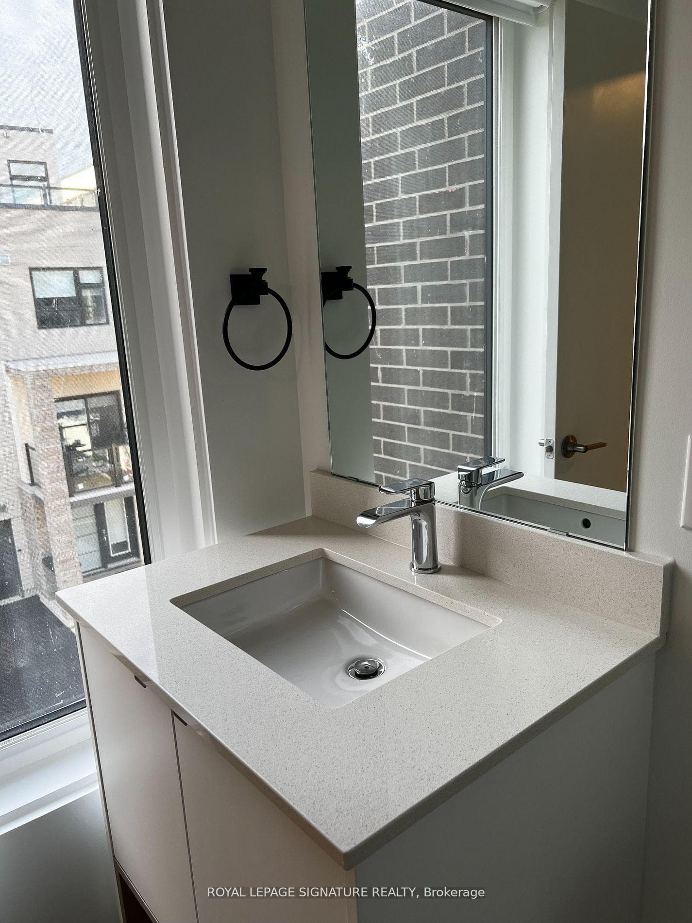 1095 Cooke Boulevard Unit 33 photo 10