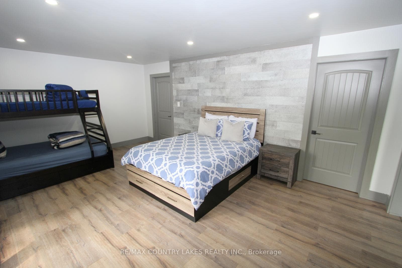 1209 Ramara Rd 47 N/A photo 17