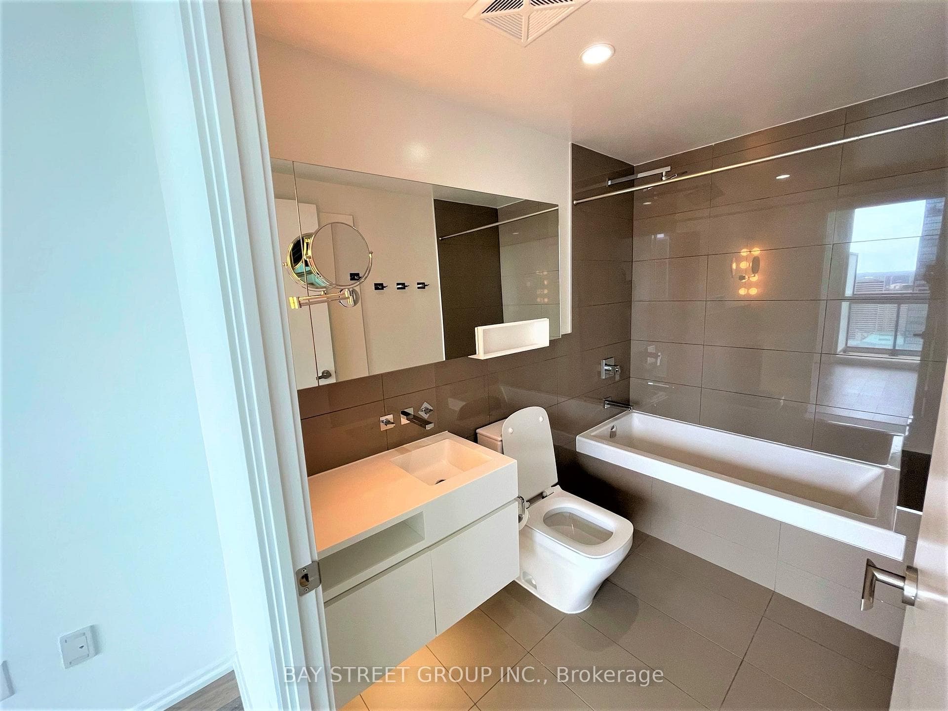 45 Charles Street Unit 3711 photo 9