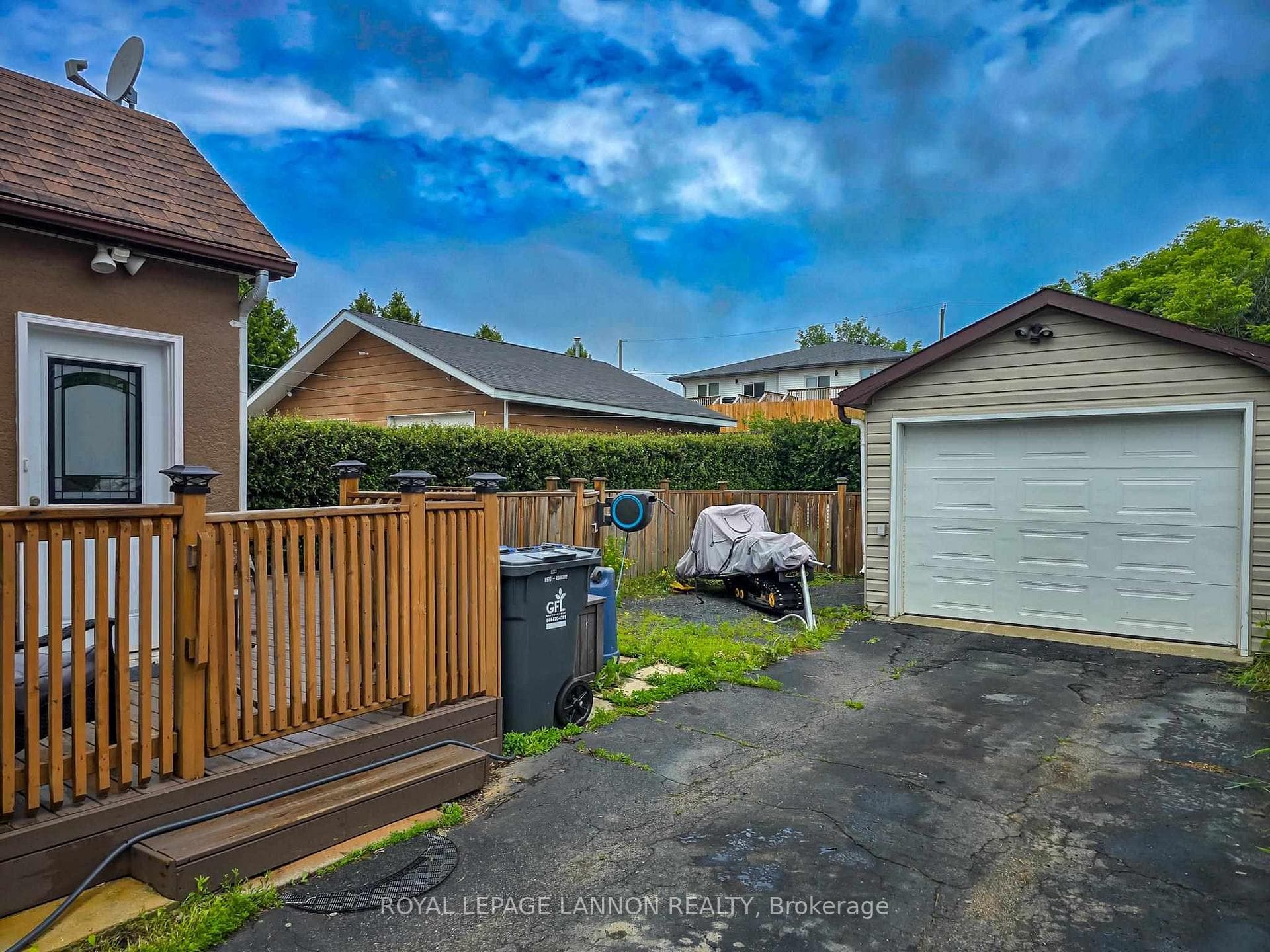 96 Albany Street photo 38