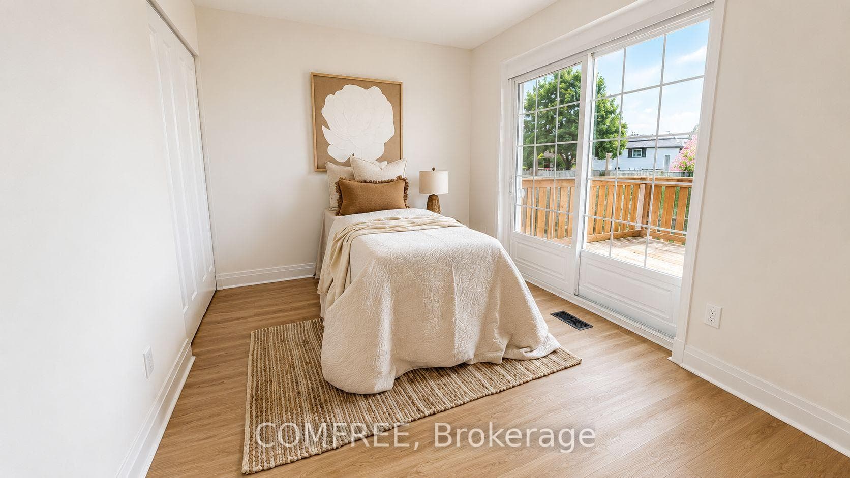 423 Richmond Street photo 10