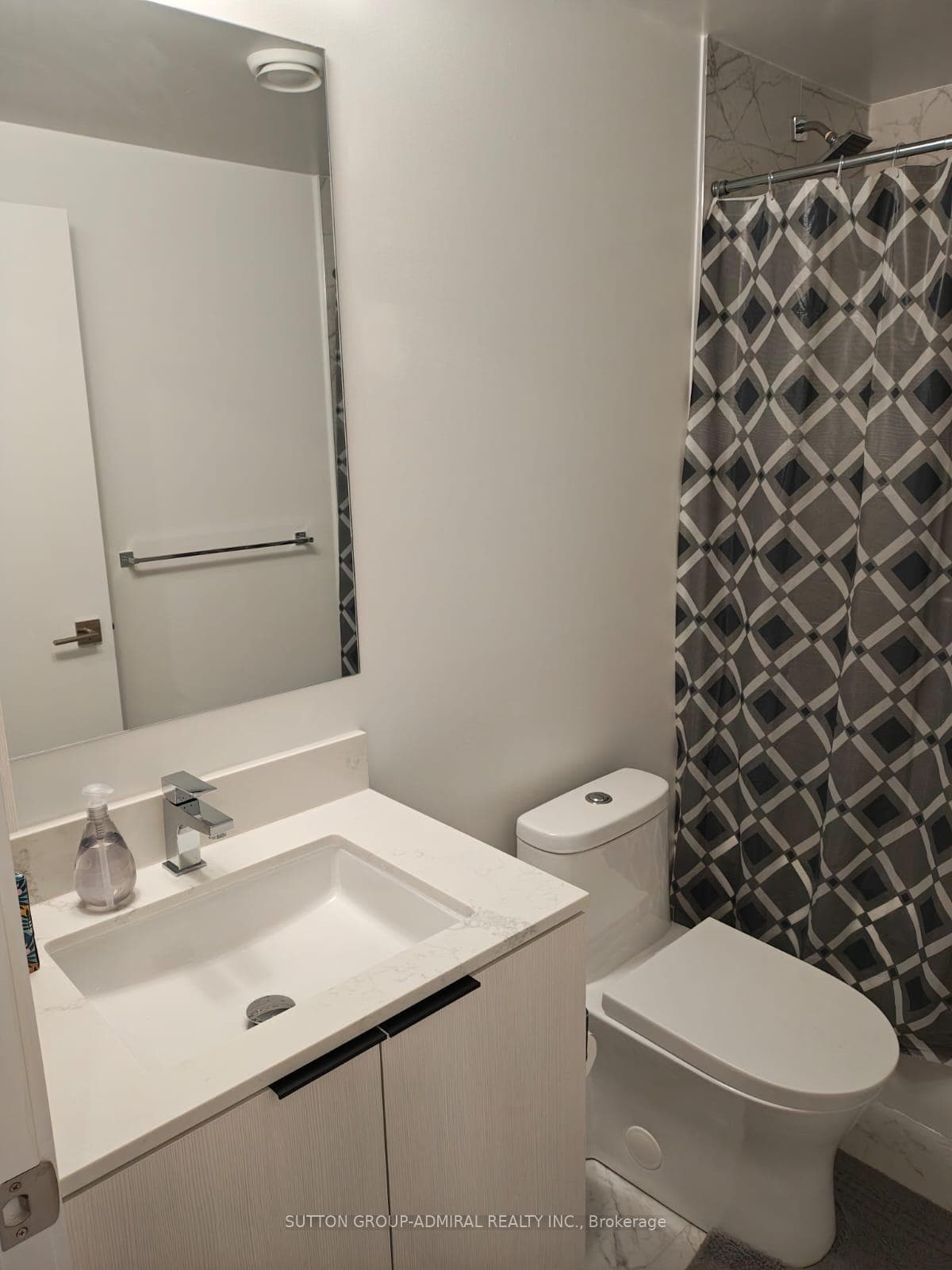 82 Dalhousie Street Unit 3711 photo 26