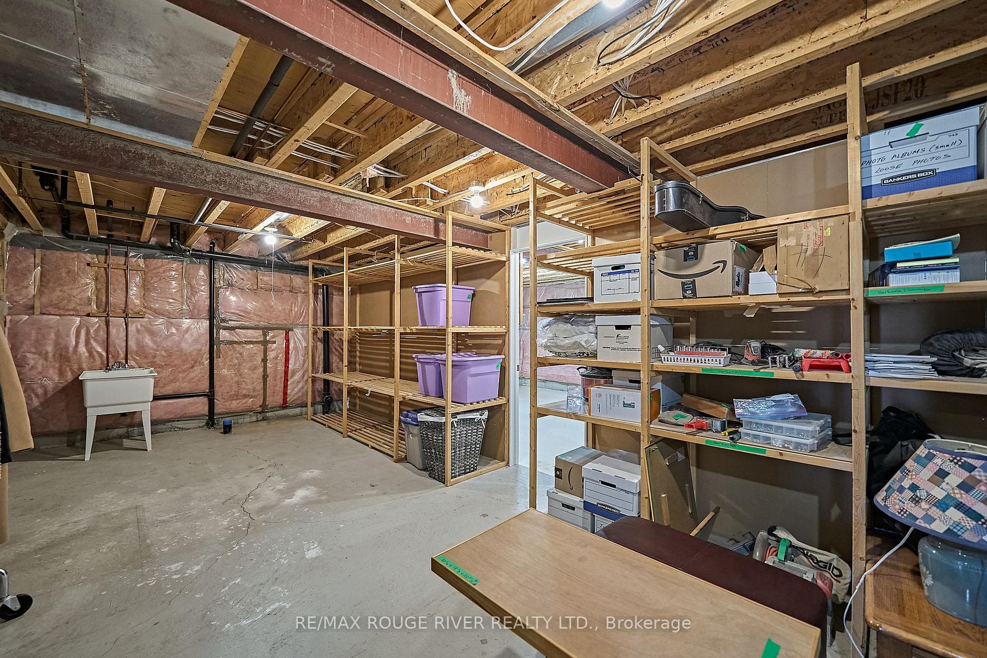 203 Waterbury Crescent photo 47