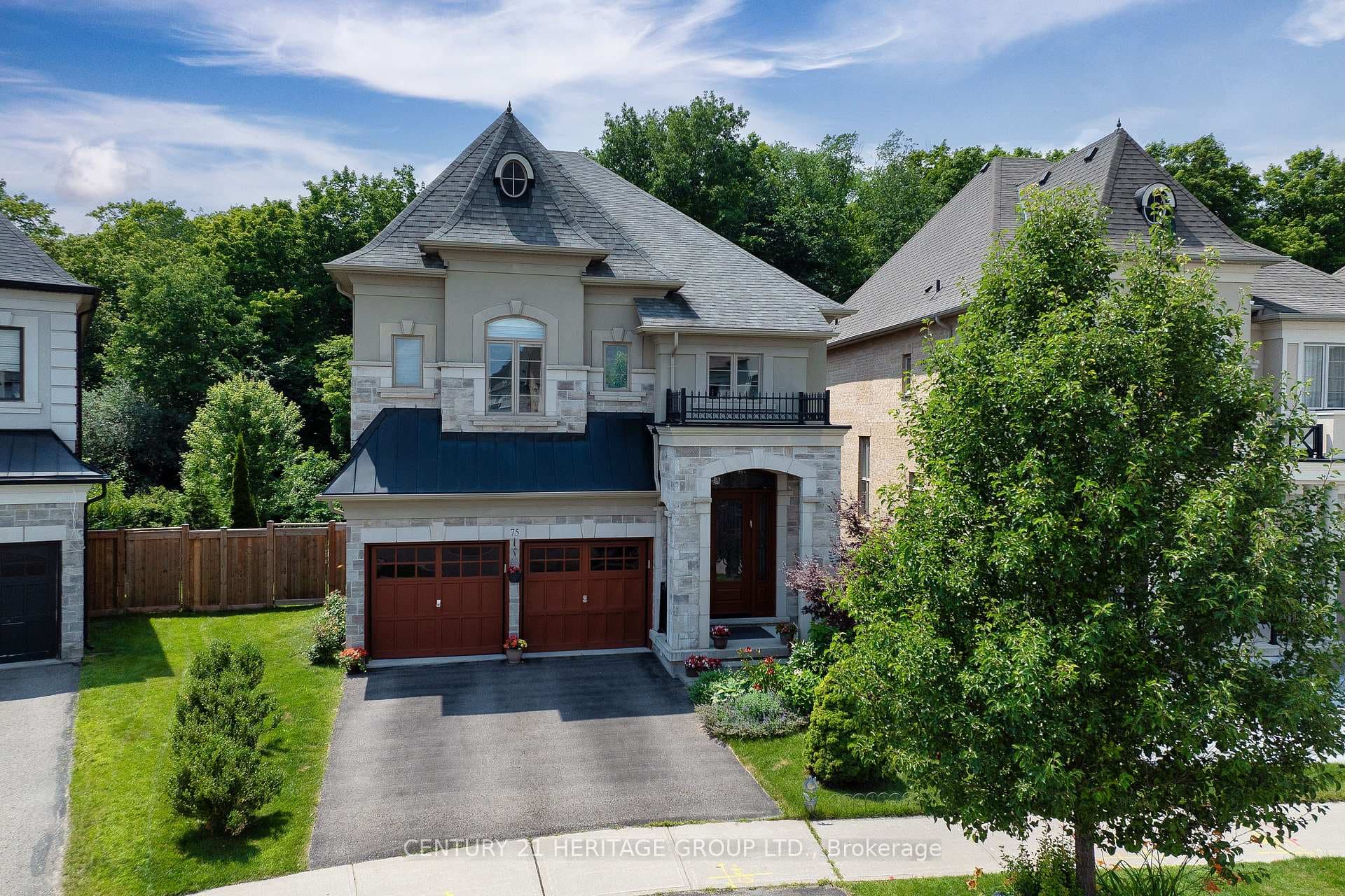 75 Strawbridge Farm Drive photo 2