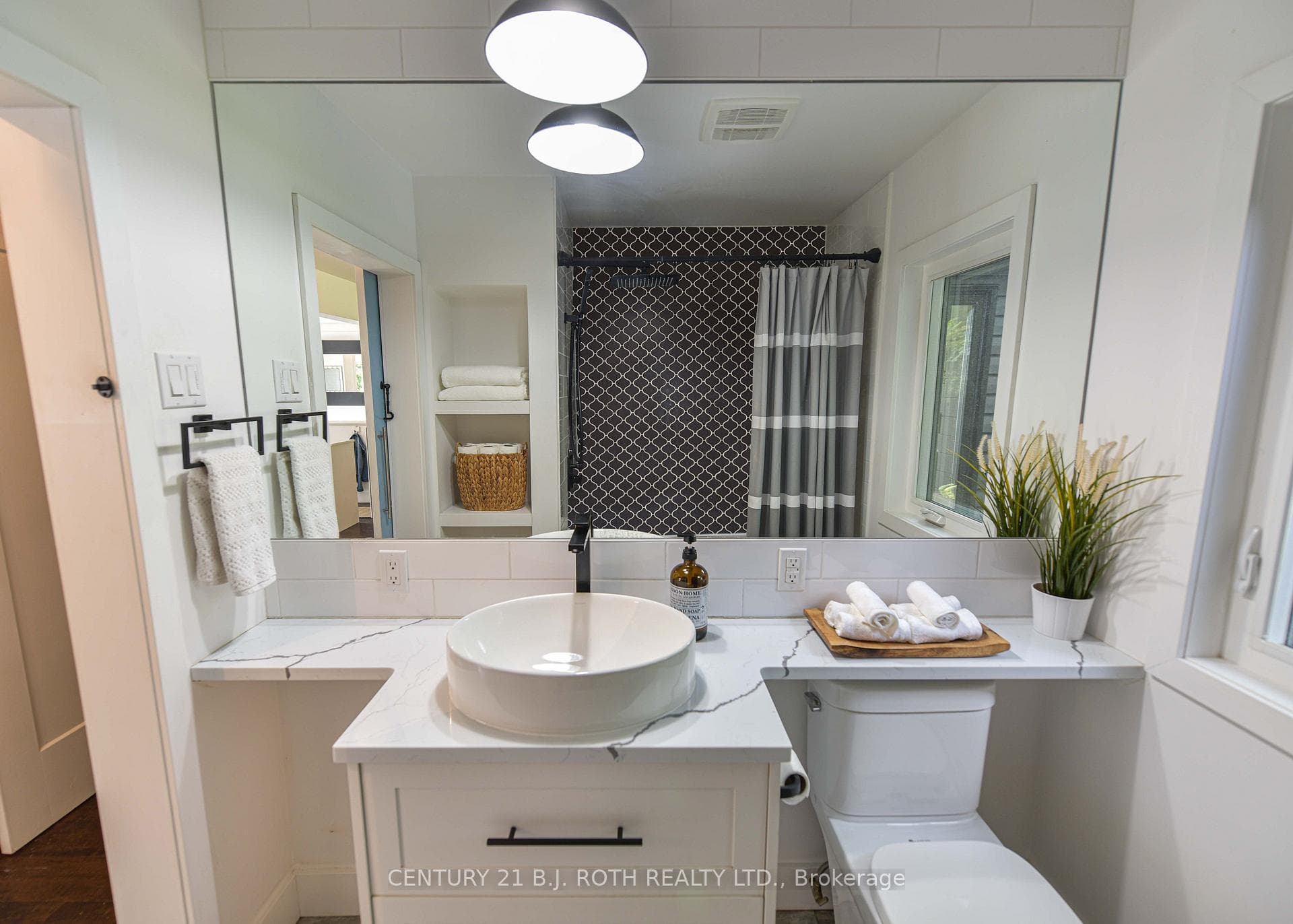 Main floor bathroom