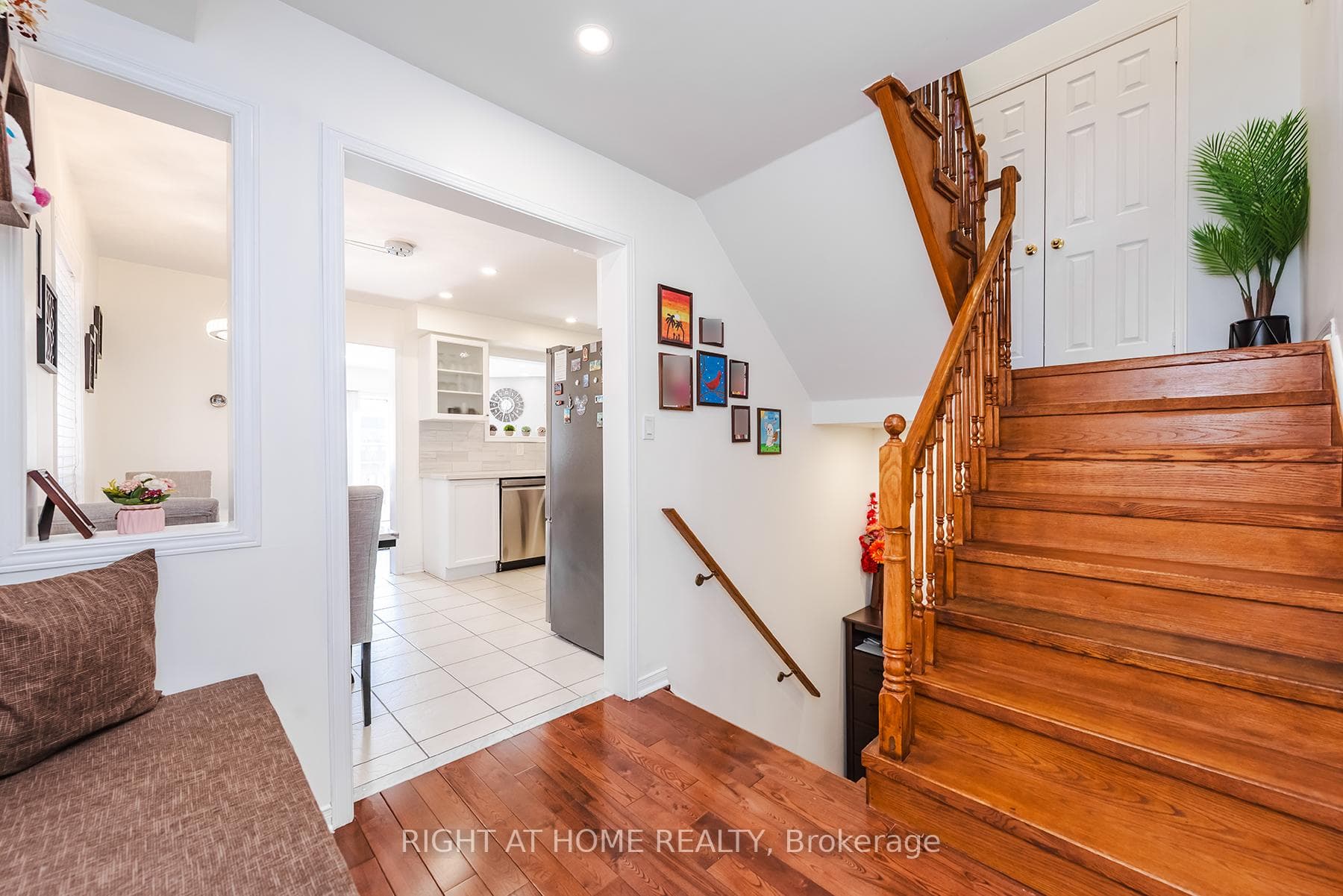 1268 Newell Street photo 6