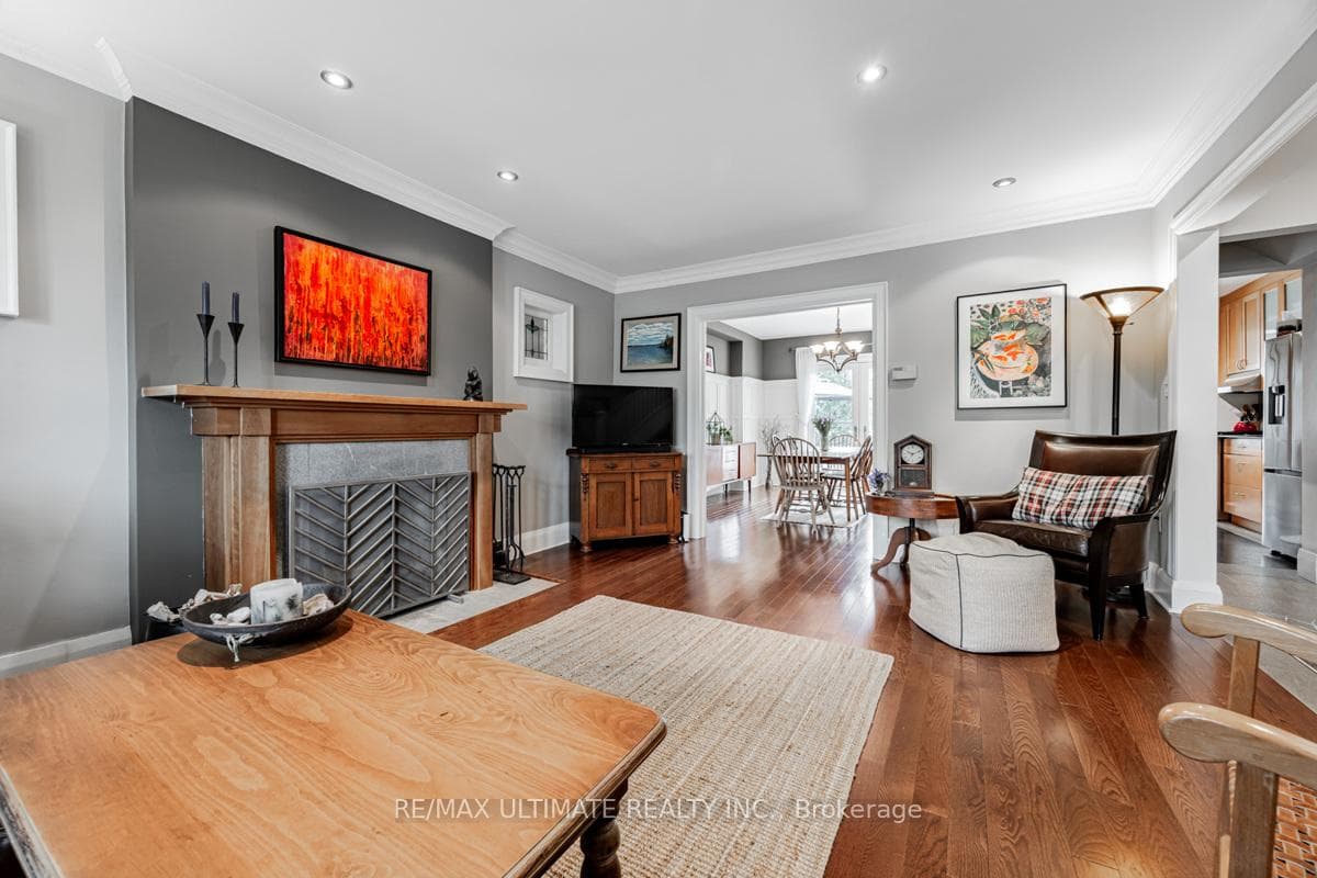 364 Rosewell Avenue photo 11