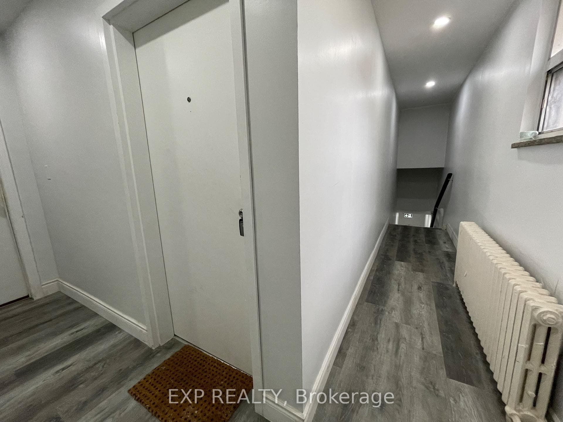 259 Lakeshore Road Unit 1 photo 17