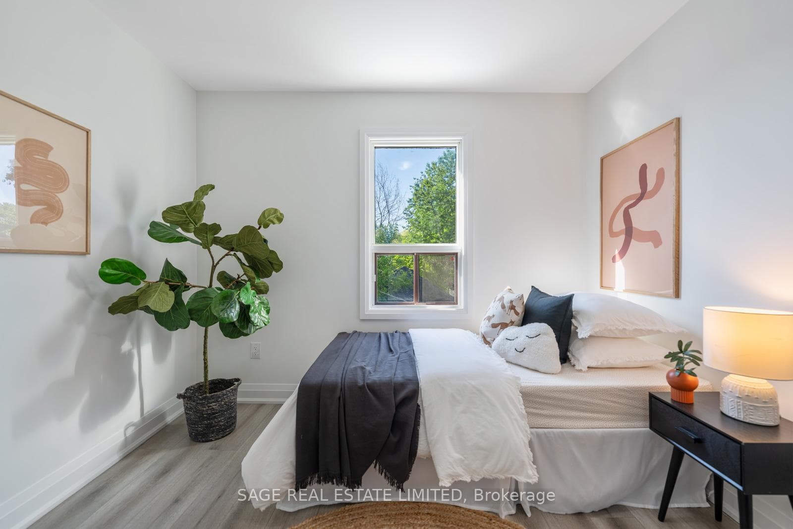 140 Livingstone Avenue photo 6