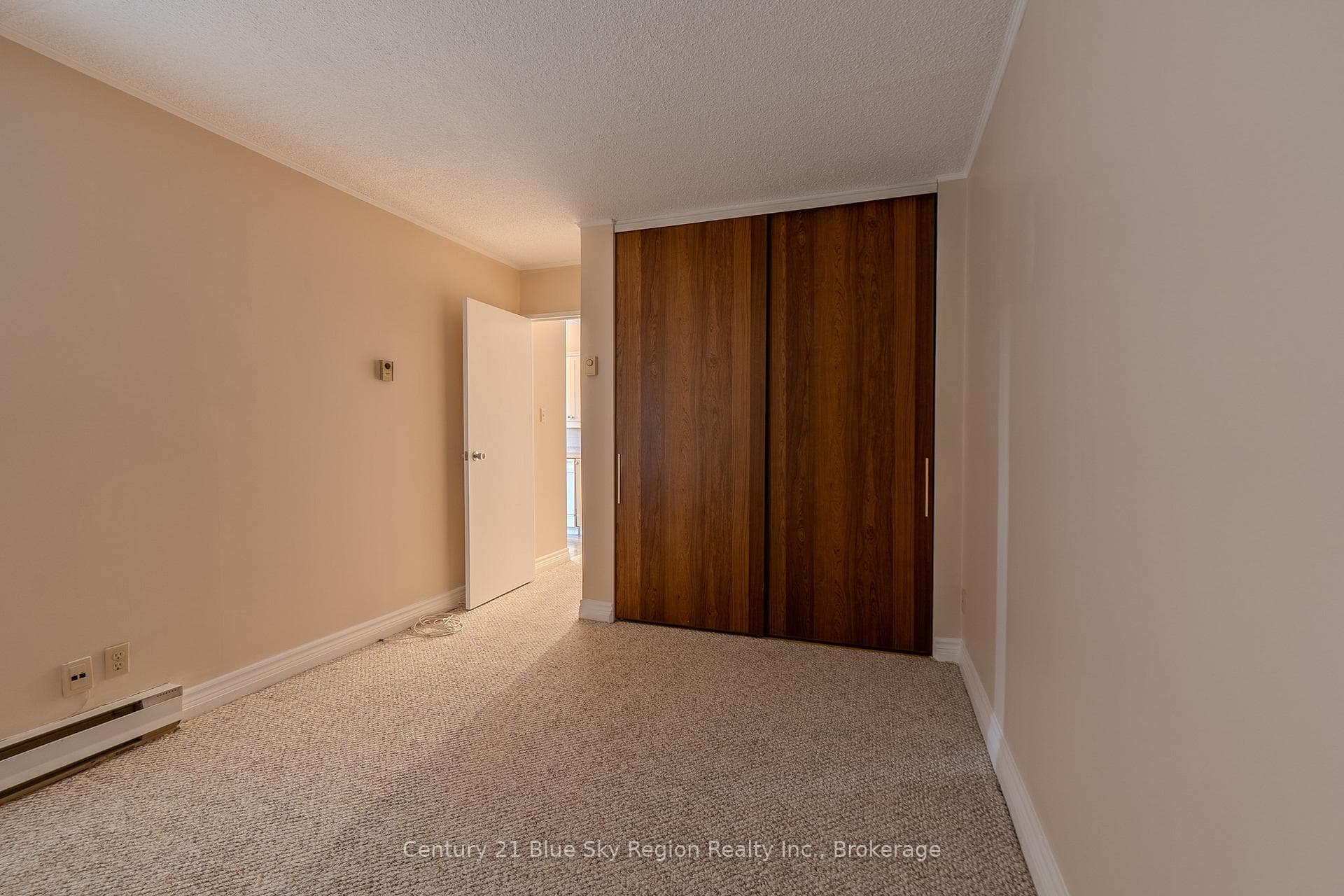 425 William Street Unit 401 photo 41