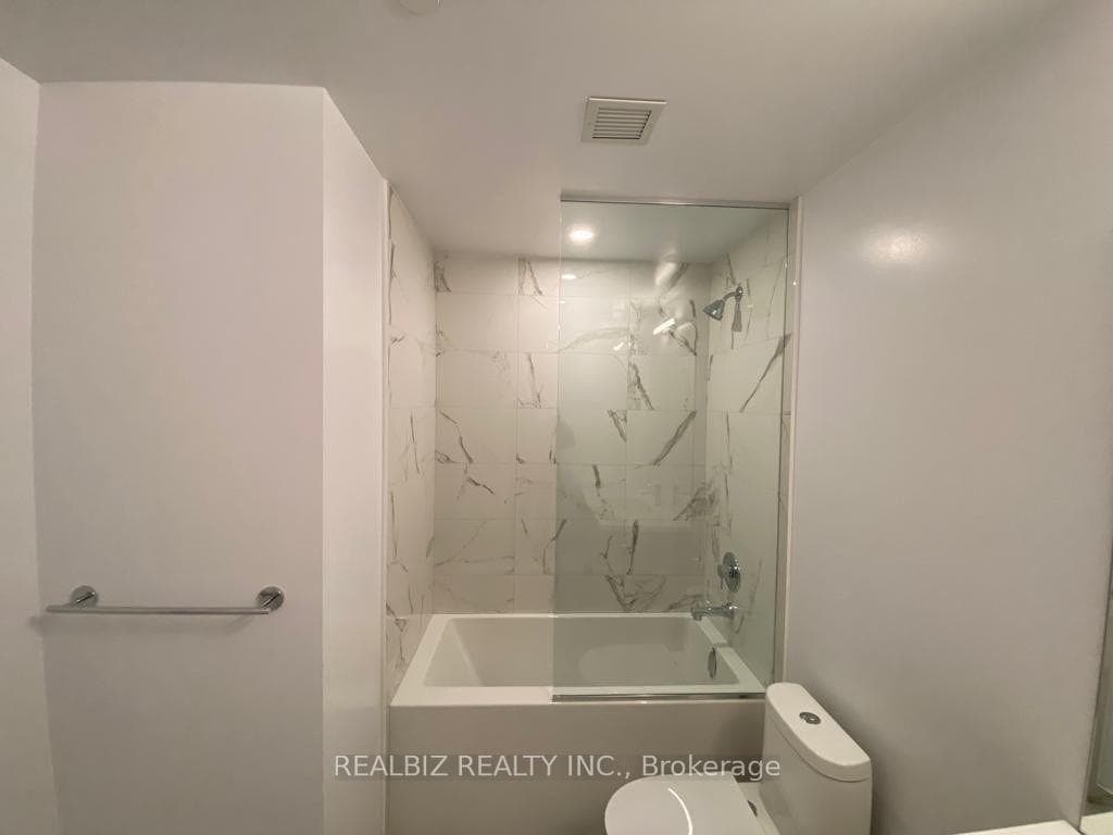 10 Honeycrisp Crescent Unit 618 photo 18